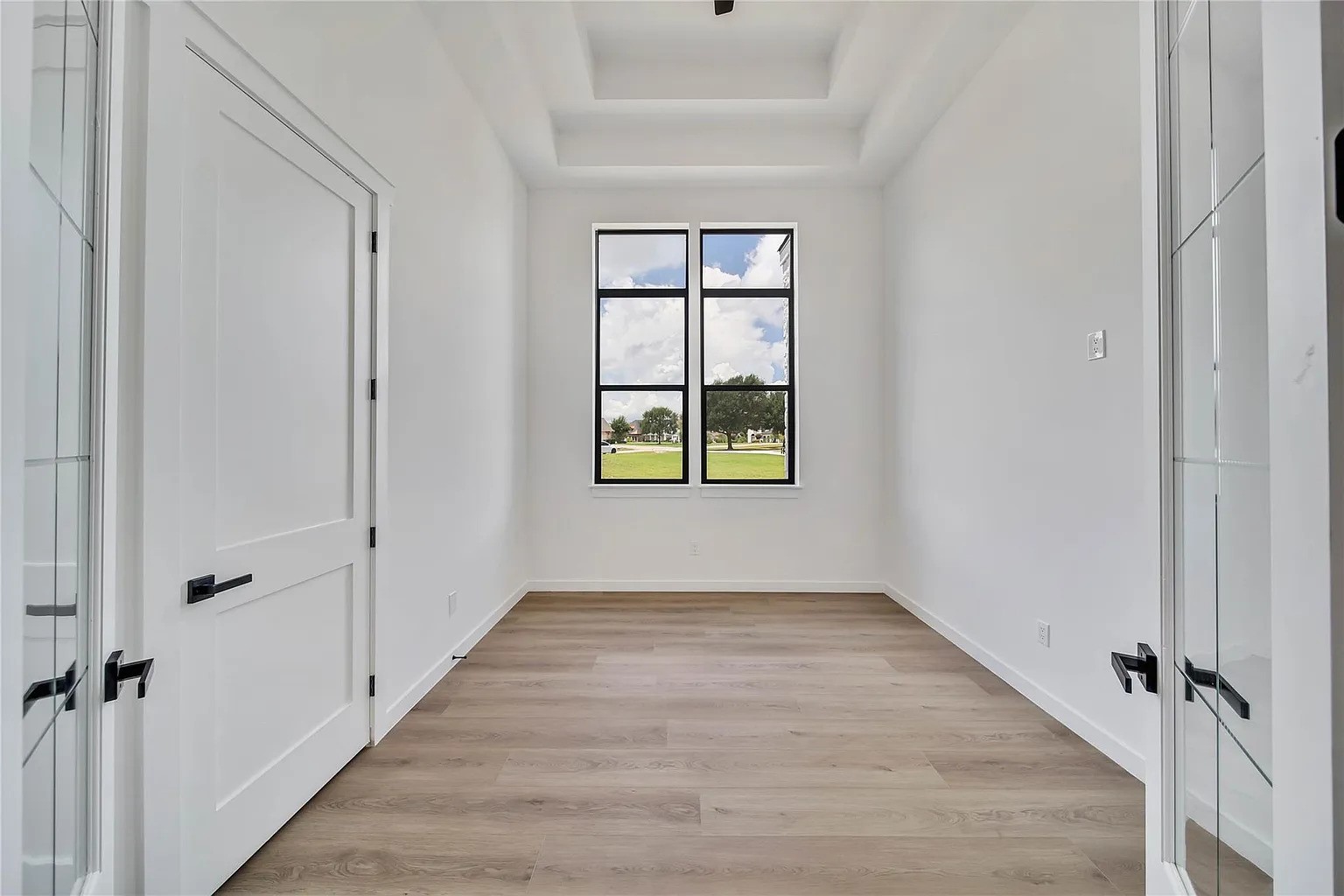 19006 Grandview Court, Montgomery, TX 77356