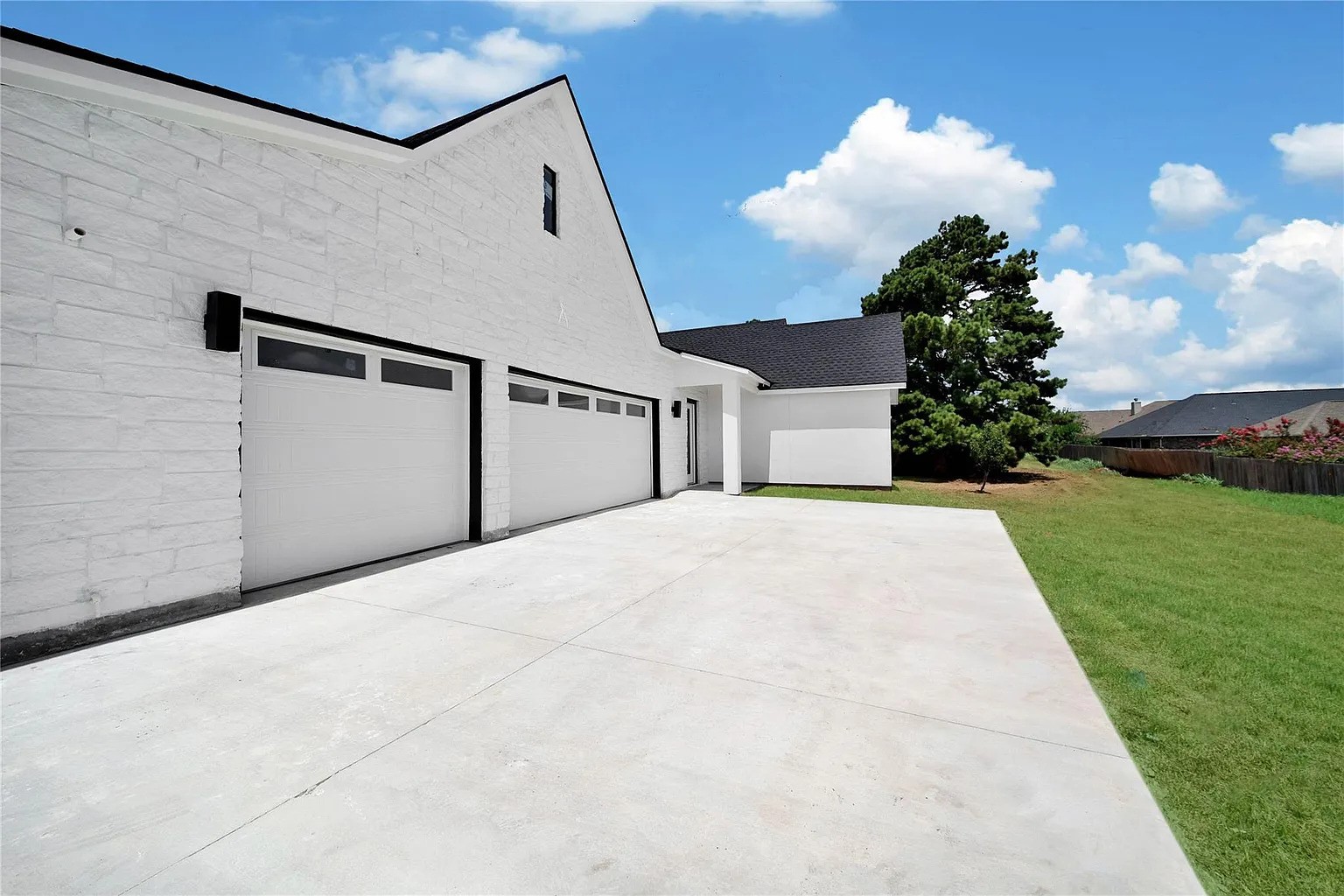 19006 Grandview Court, Montgomery, TX 77356
