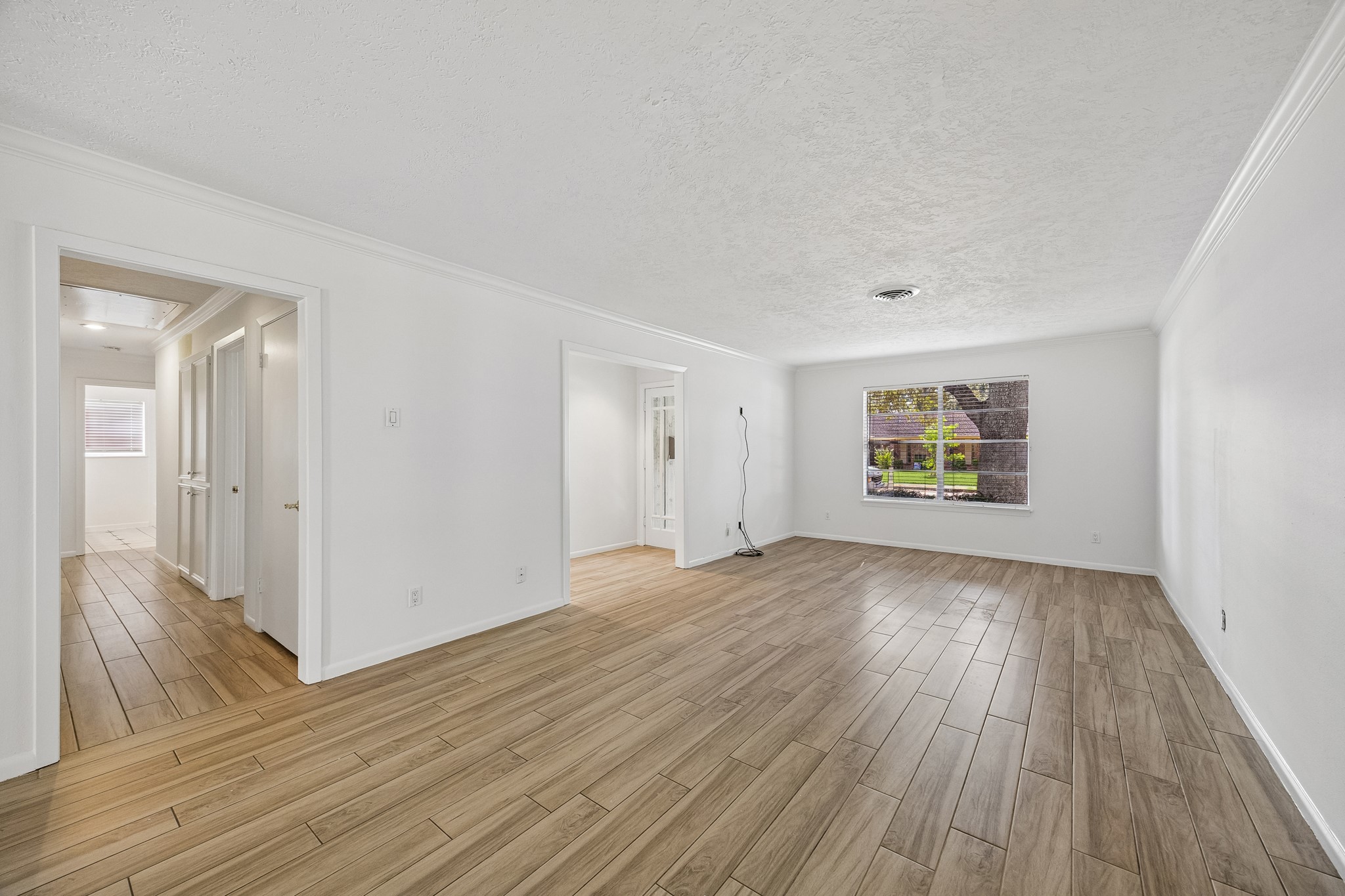 4406 Goldfinch Street, Houston, TX 77035