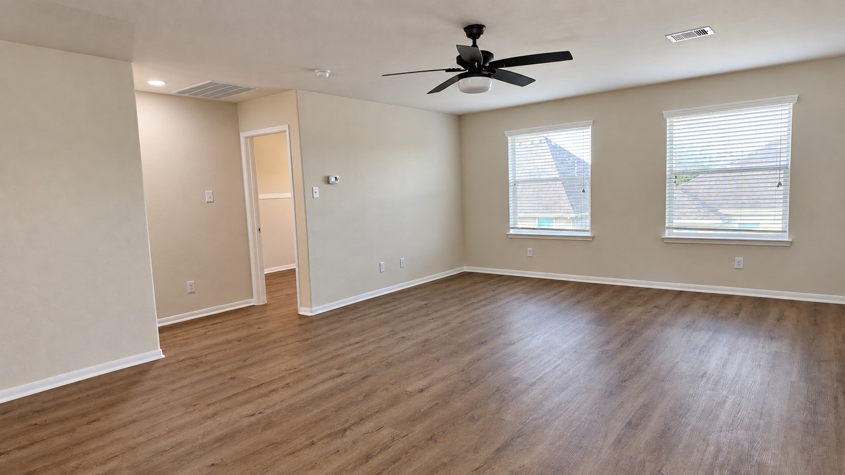 4713 HIGH CREEK CT, Alvin, TX 77511