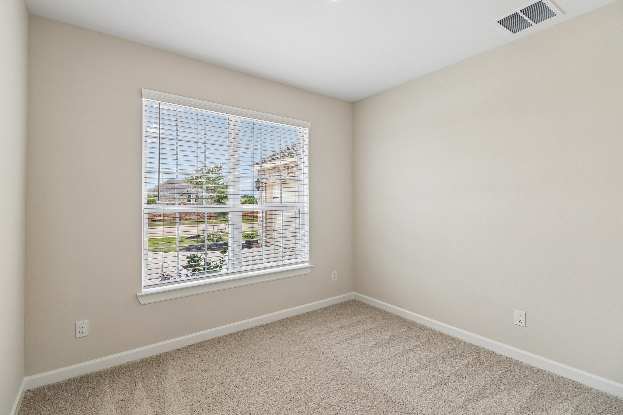 3202 Bolt Rope Drive, Texas City, TX 77510