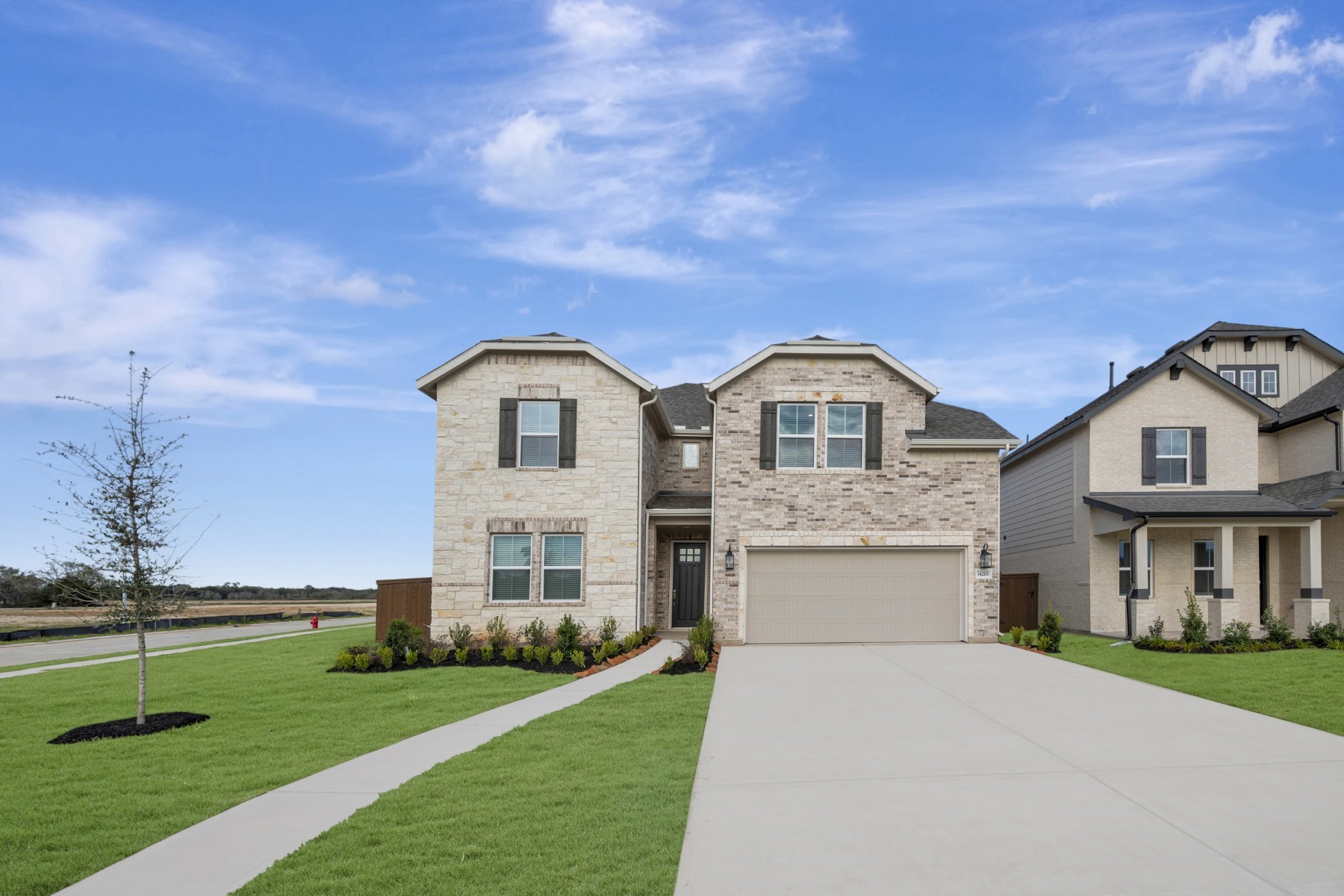 *Photo is for illustrative purposes only and may not depict the actual home. Features, materials, colors, and specifications may vary.*