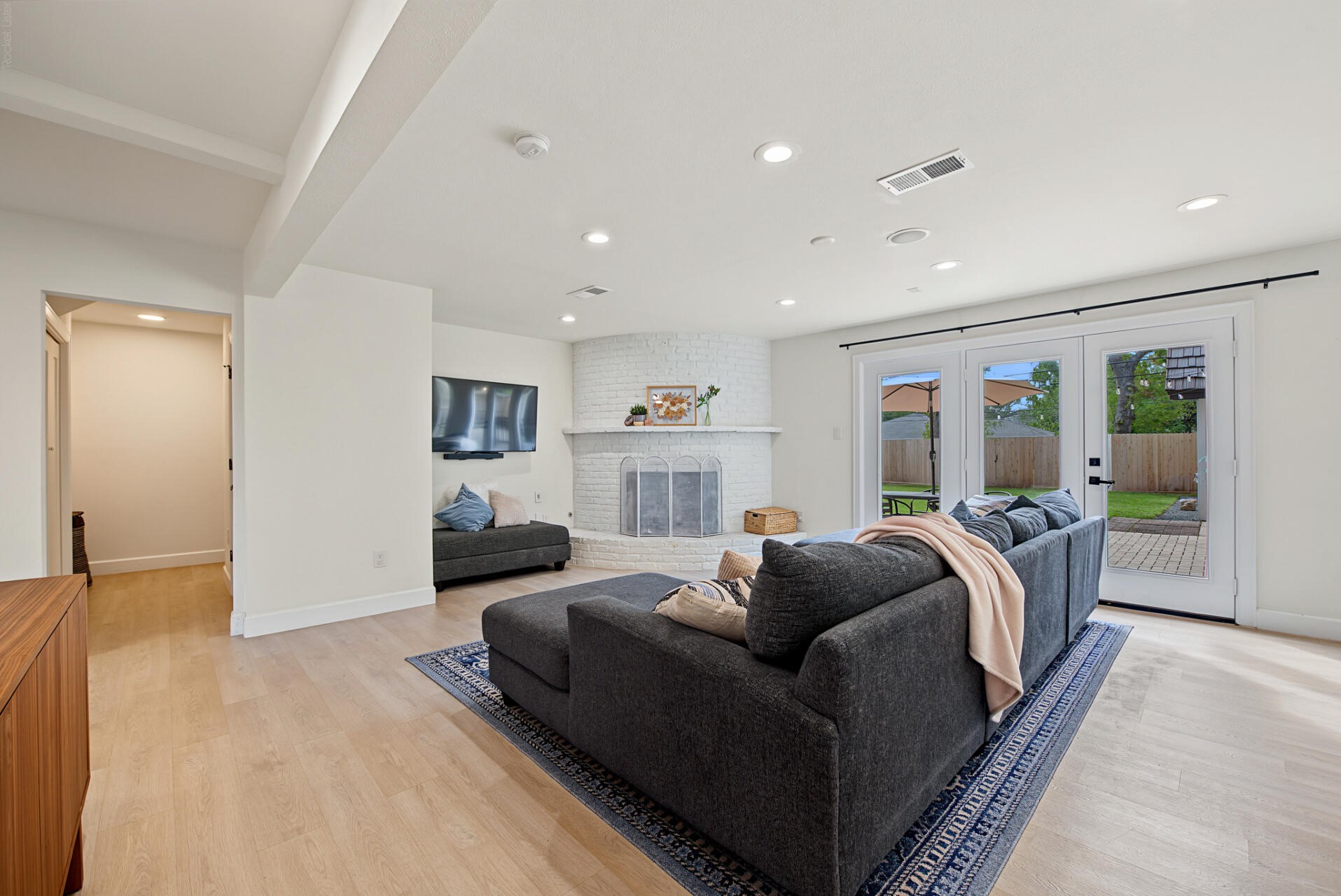 1323 Lehman Street, Houston, TX 77018 1323 Lehman Street, Houston, TX 77018