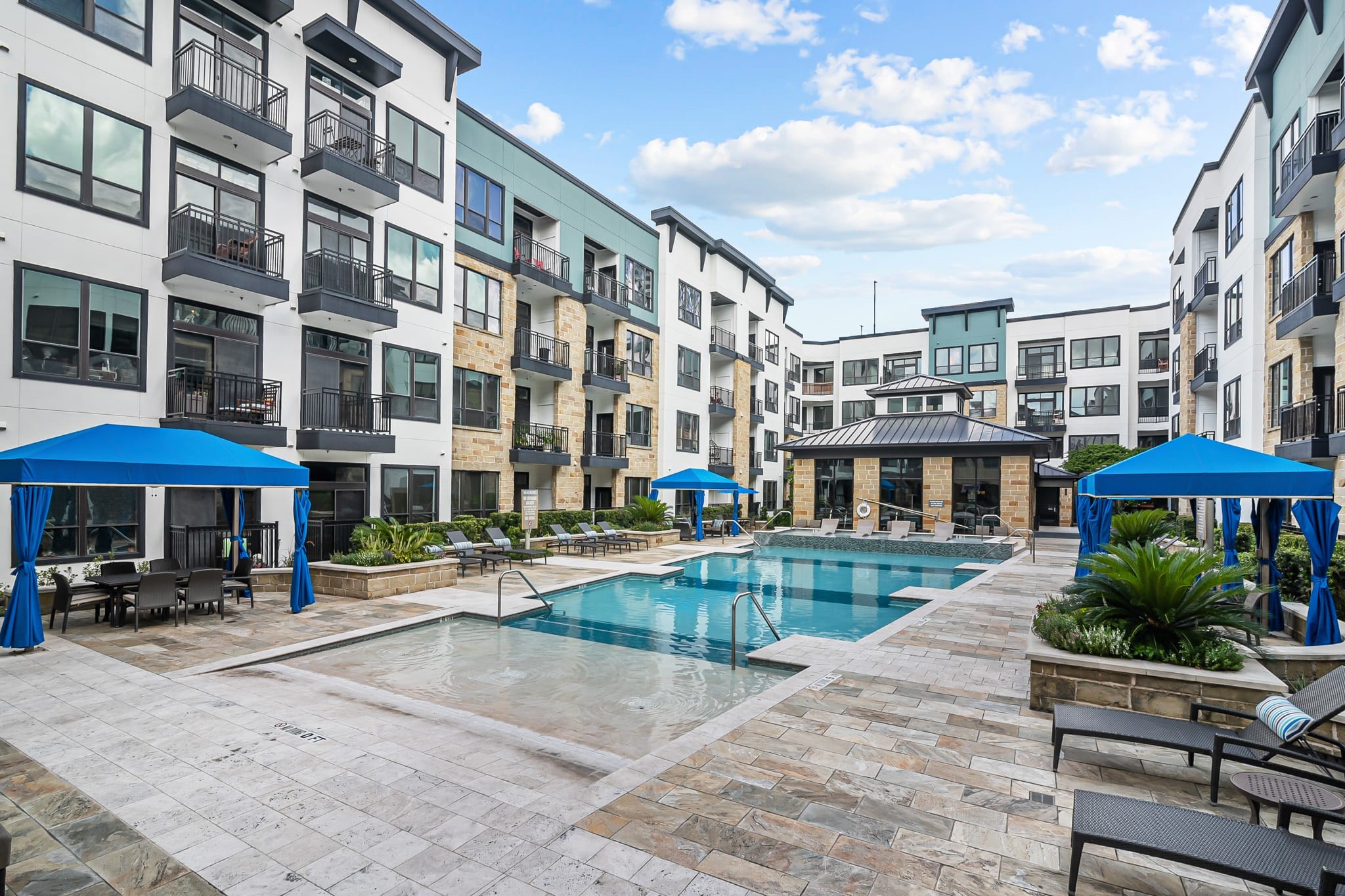 1616 W Dallas Street, #113, Houston, TX 77019 1616 W Dallas Street, #113, Houston, TX 77019