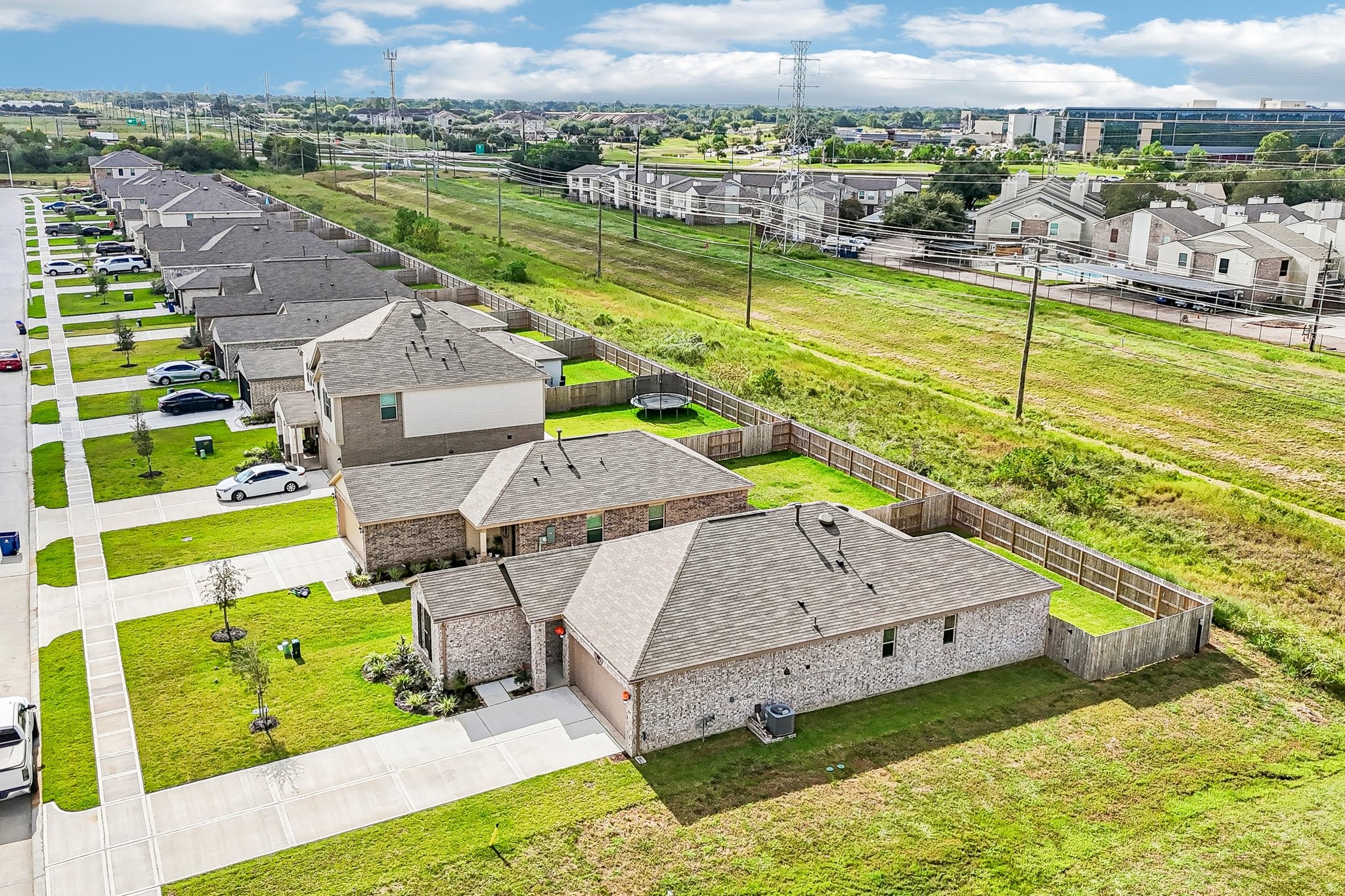 1717 Vista Luna Drive, Texas City, TX 77591