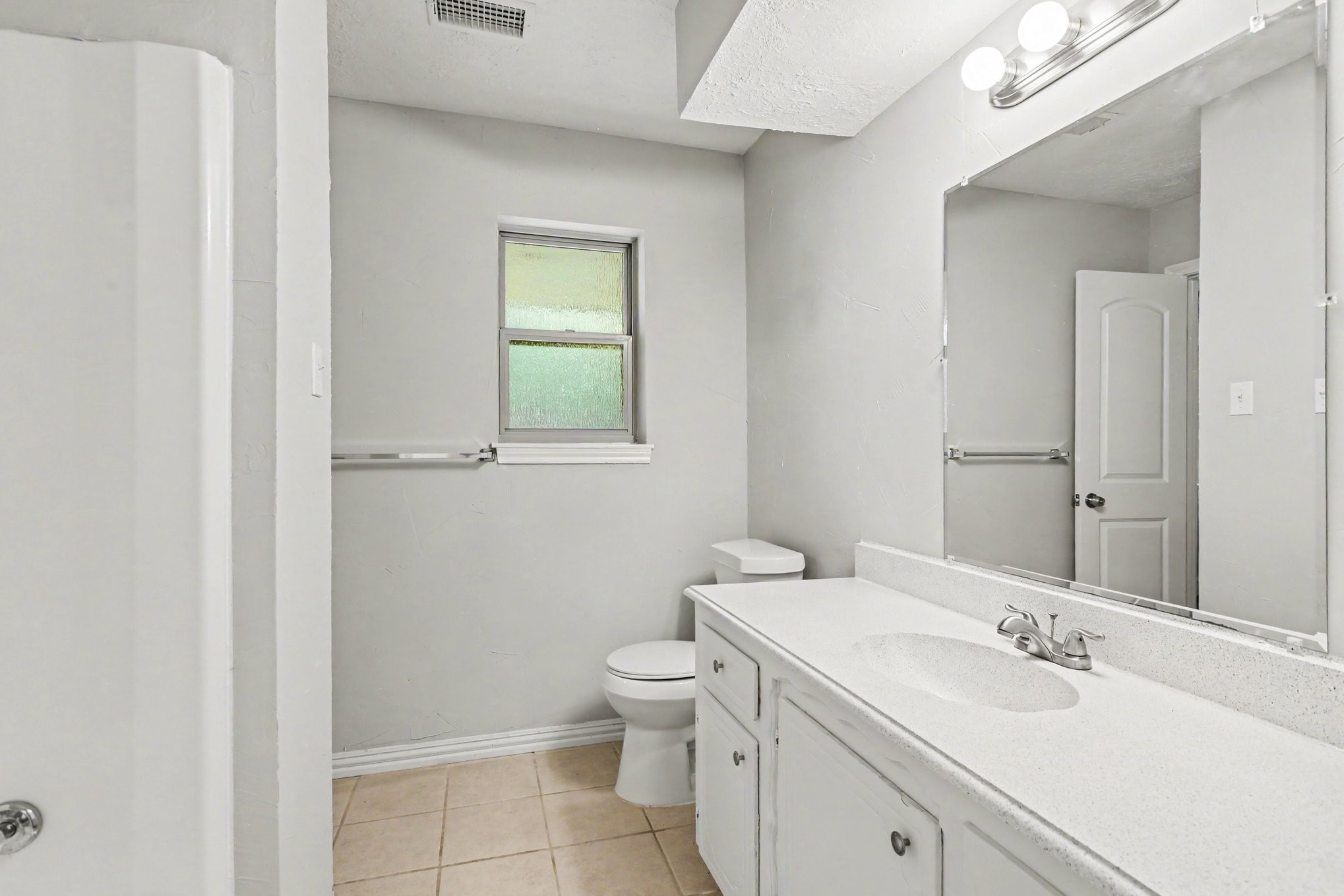 214 Hillside Court, Spring, TX 77386
