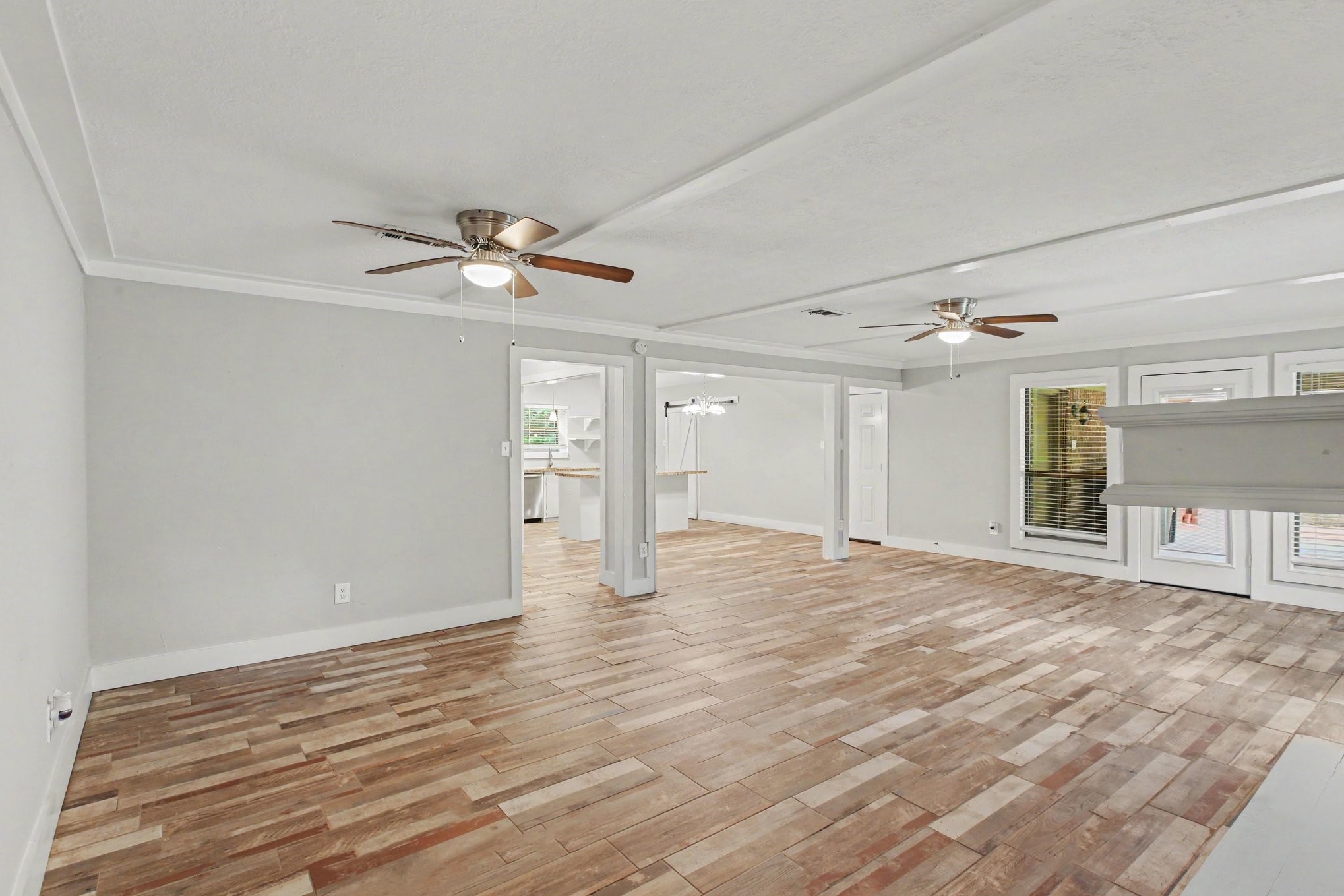 214 Hillside Court, Spring, TX 77386