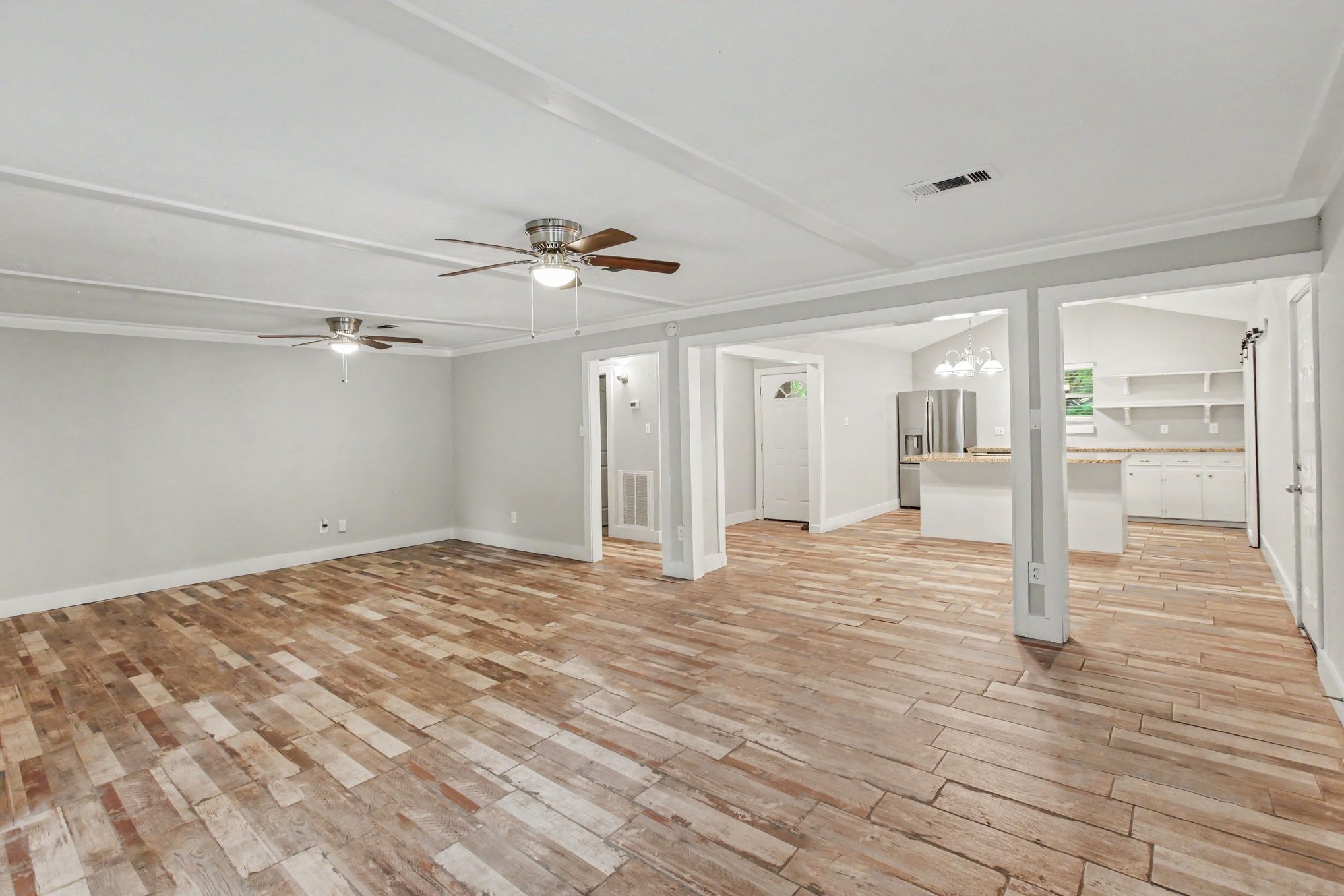 214 Hillside Court, Spring, TX 77386