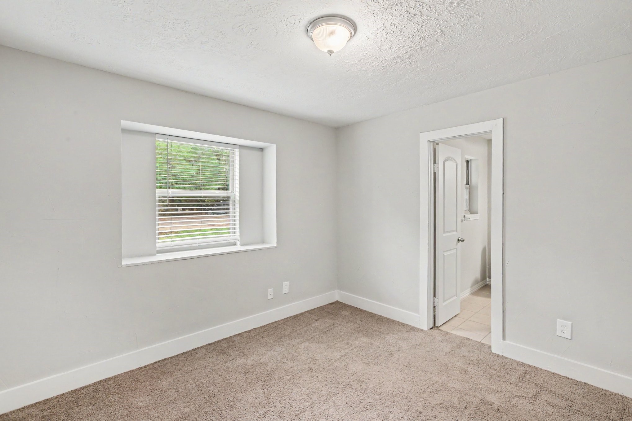 214 Hillside Court, Spring, TX 77386