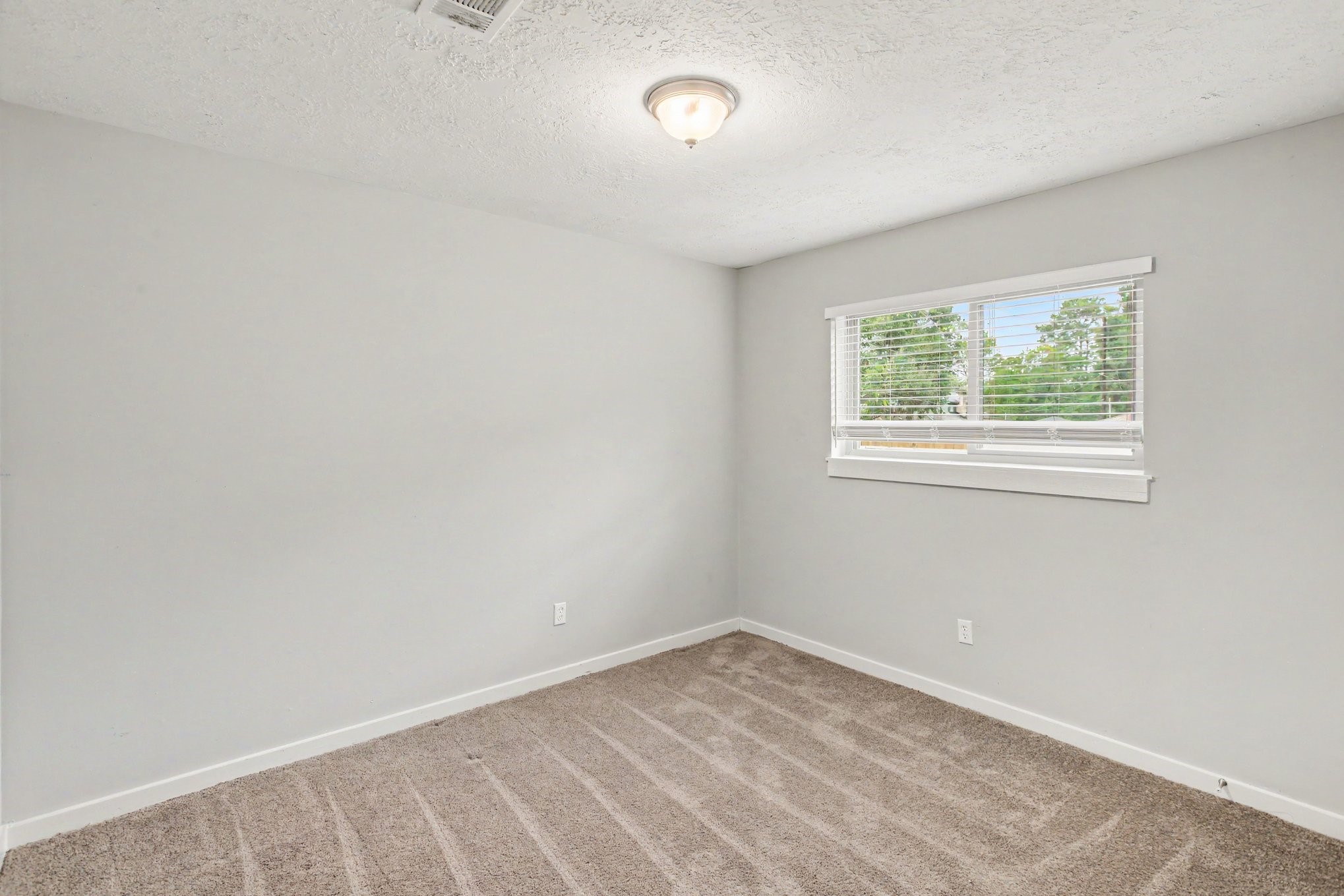 214 Hillside Court, Spring, TX 77386
