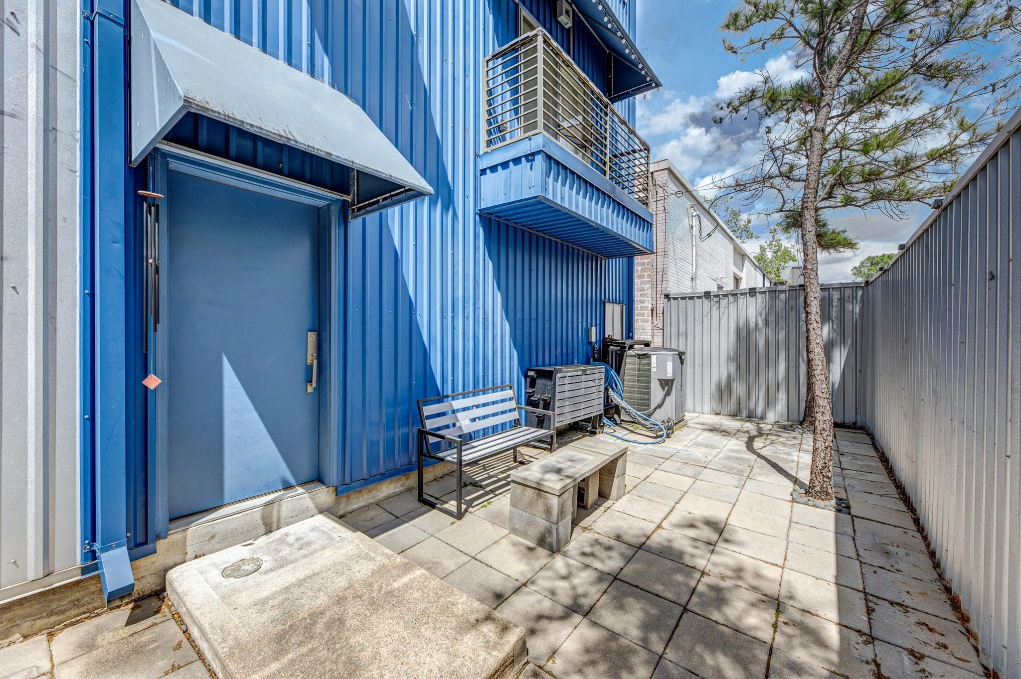 2714 Chenevert Street, Houston, TX 77004 2714 Chenevert Street, Houston, TX 77004