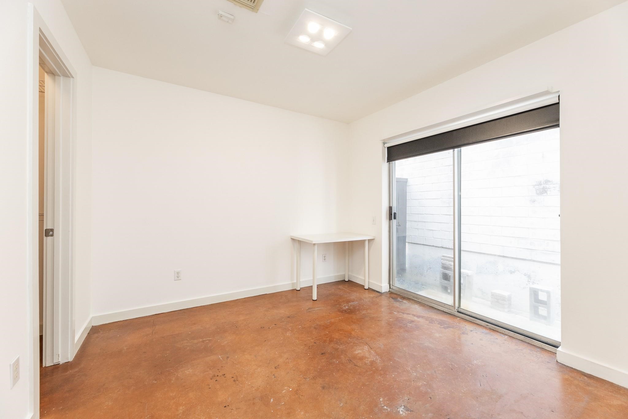 2714 Chenevert Street, Houston, TX 77004