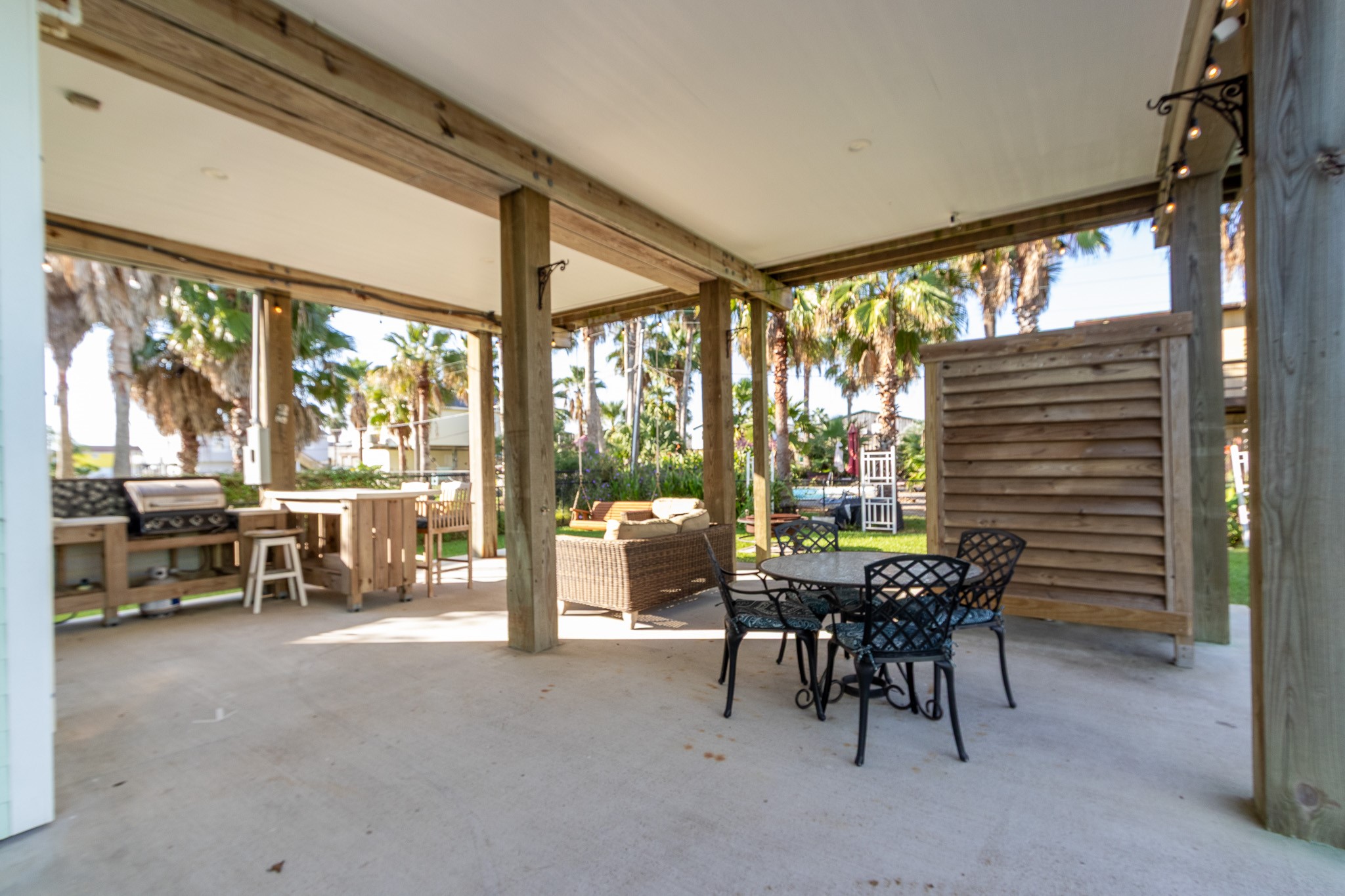 4030 Panola Drive, Galveston, TX 77554