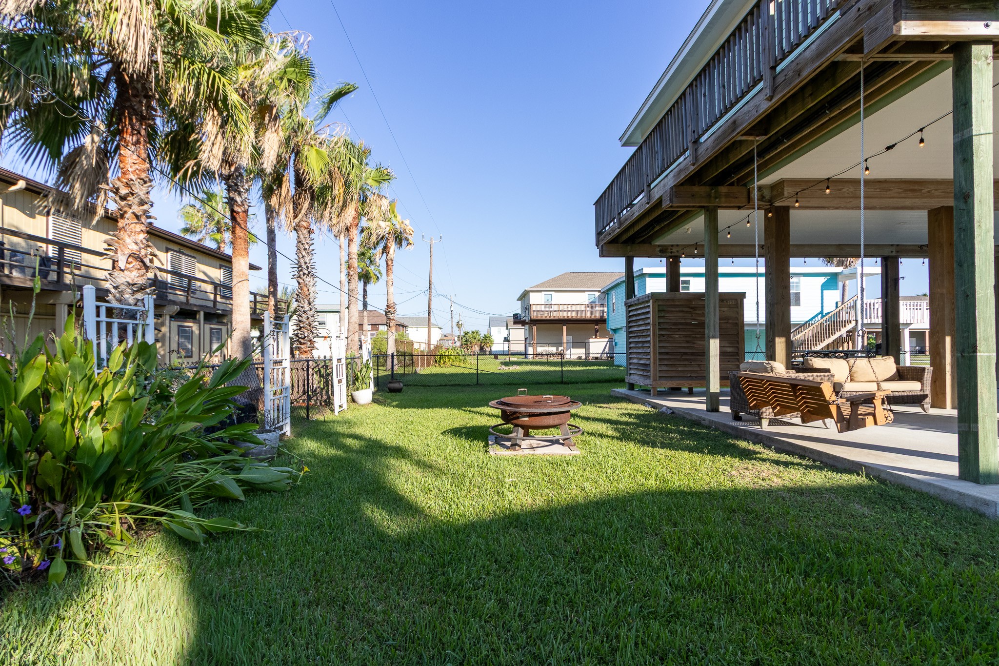 4030 Panola Drive, Galveston, TX 77554
