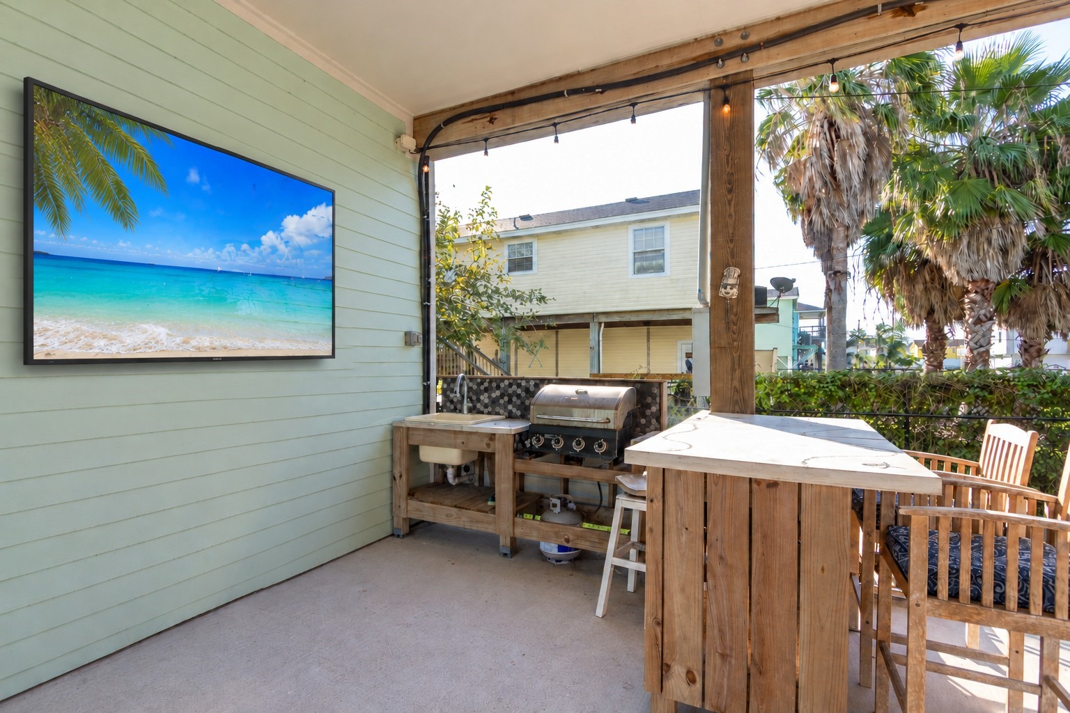 Staged with TV
