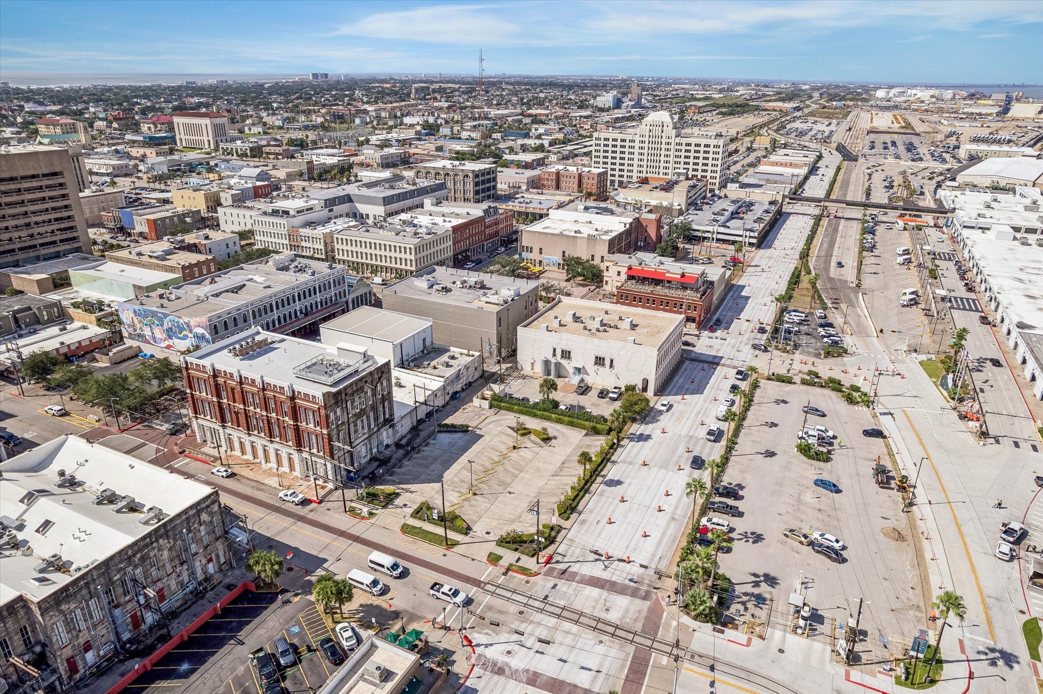 101 Kempner Avenue, Galveston, TX 77550