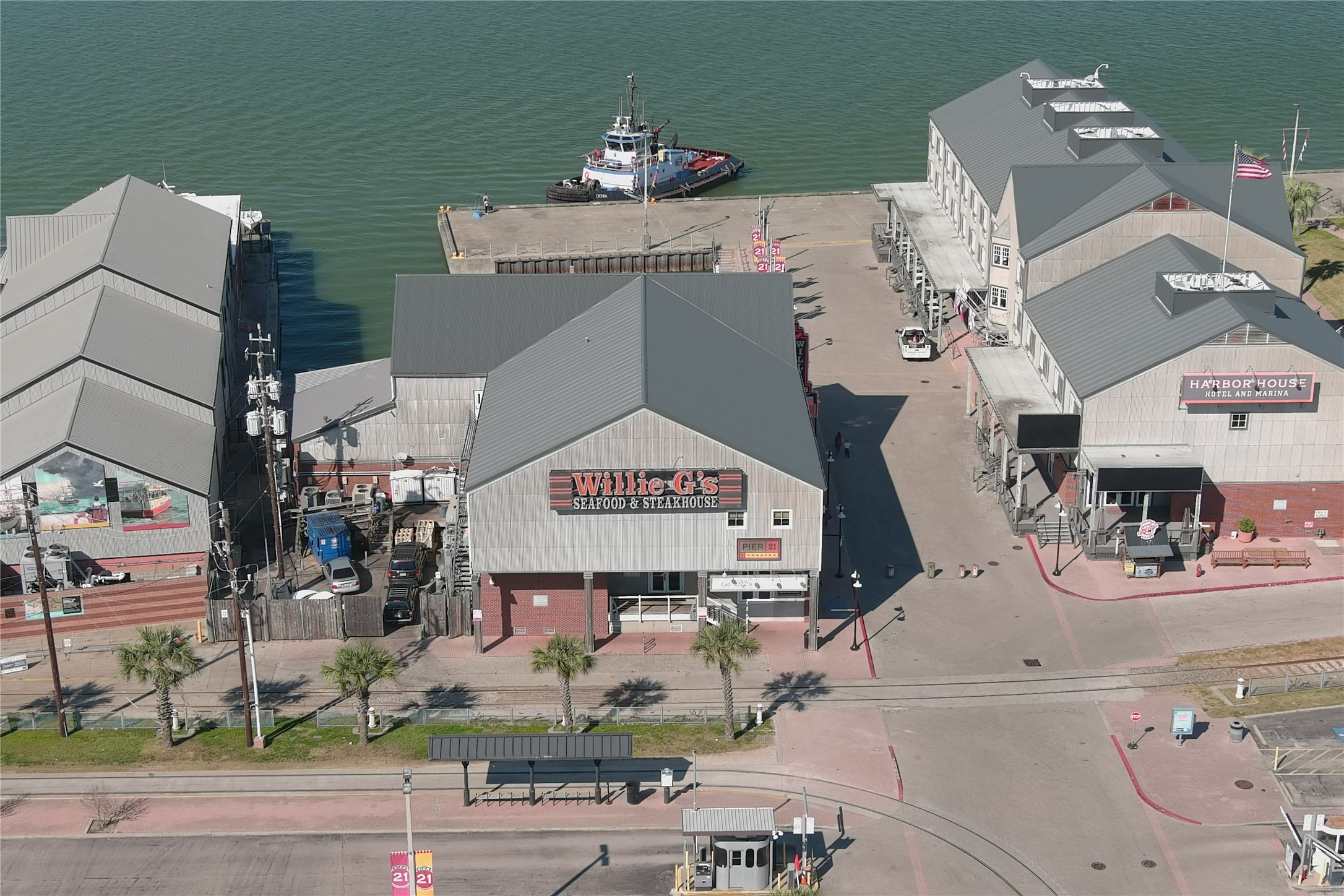 101 Kempner Avenue, Galveston, TX 77550