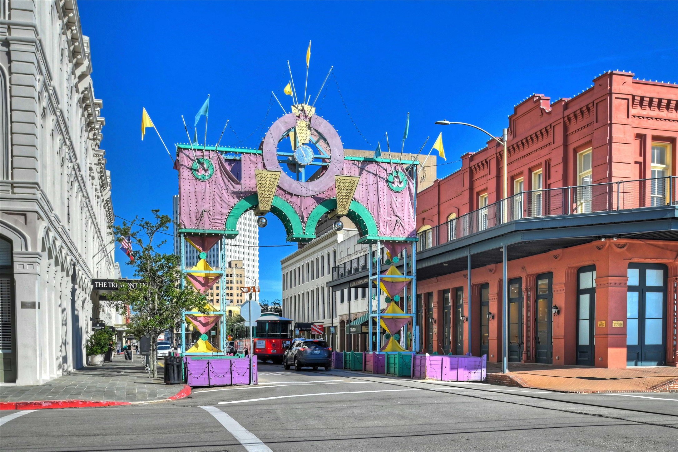 101 Kempner Avenue, Galveston, TX 77550