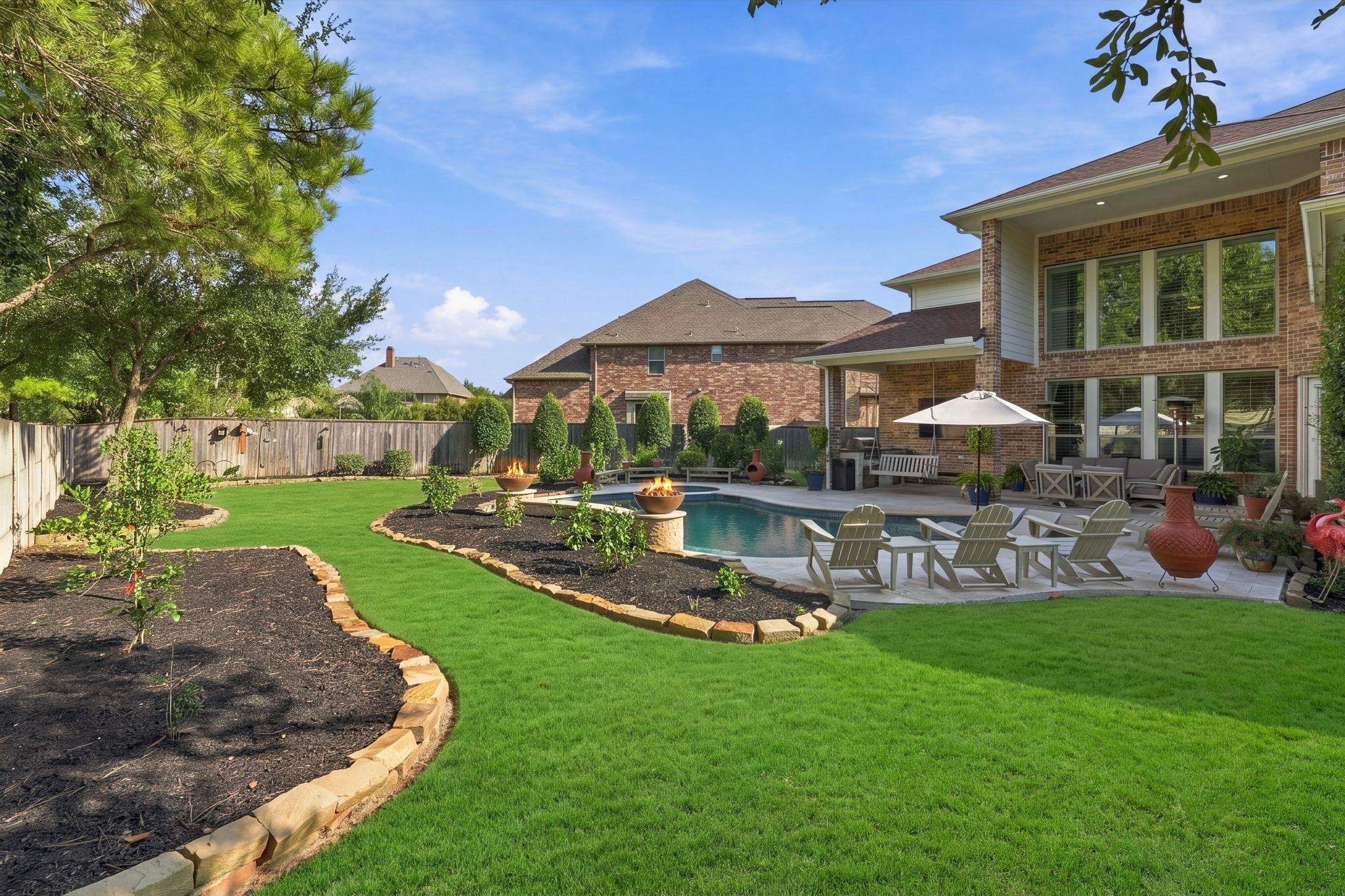 Plenty of room for kids and pets to run and play!