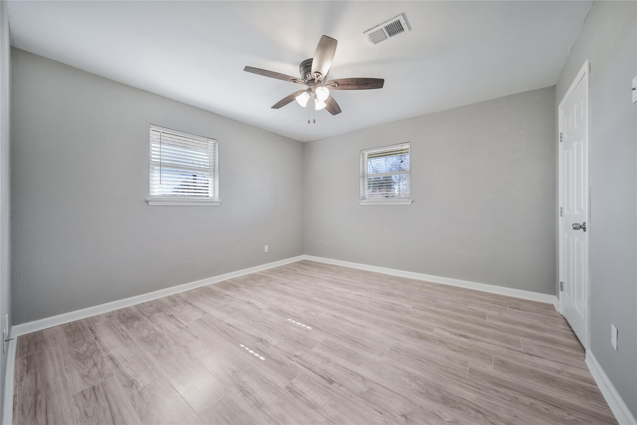 4614 Edgemore St Street, Santa Fe, TX 77517