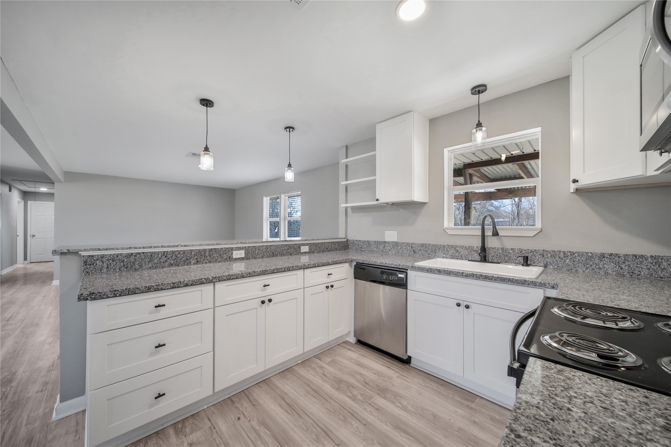 4614 Edgemore St Street, Santa Fe, TX 77517