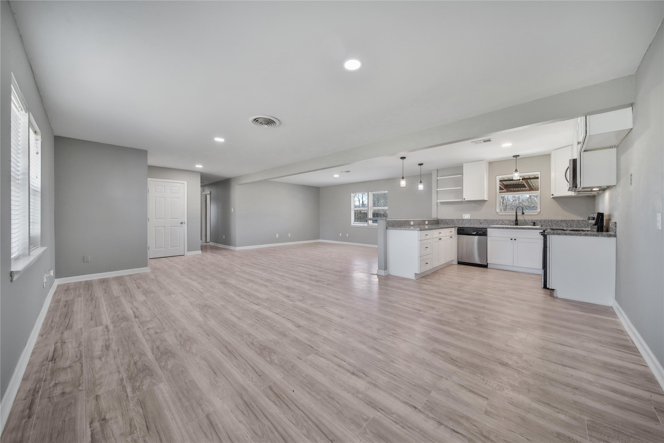 4614 Edgemore St Street, Santa Fe, TX 77517 4614 Edgemore St Street, Santa Fe, TX 77517