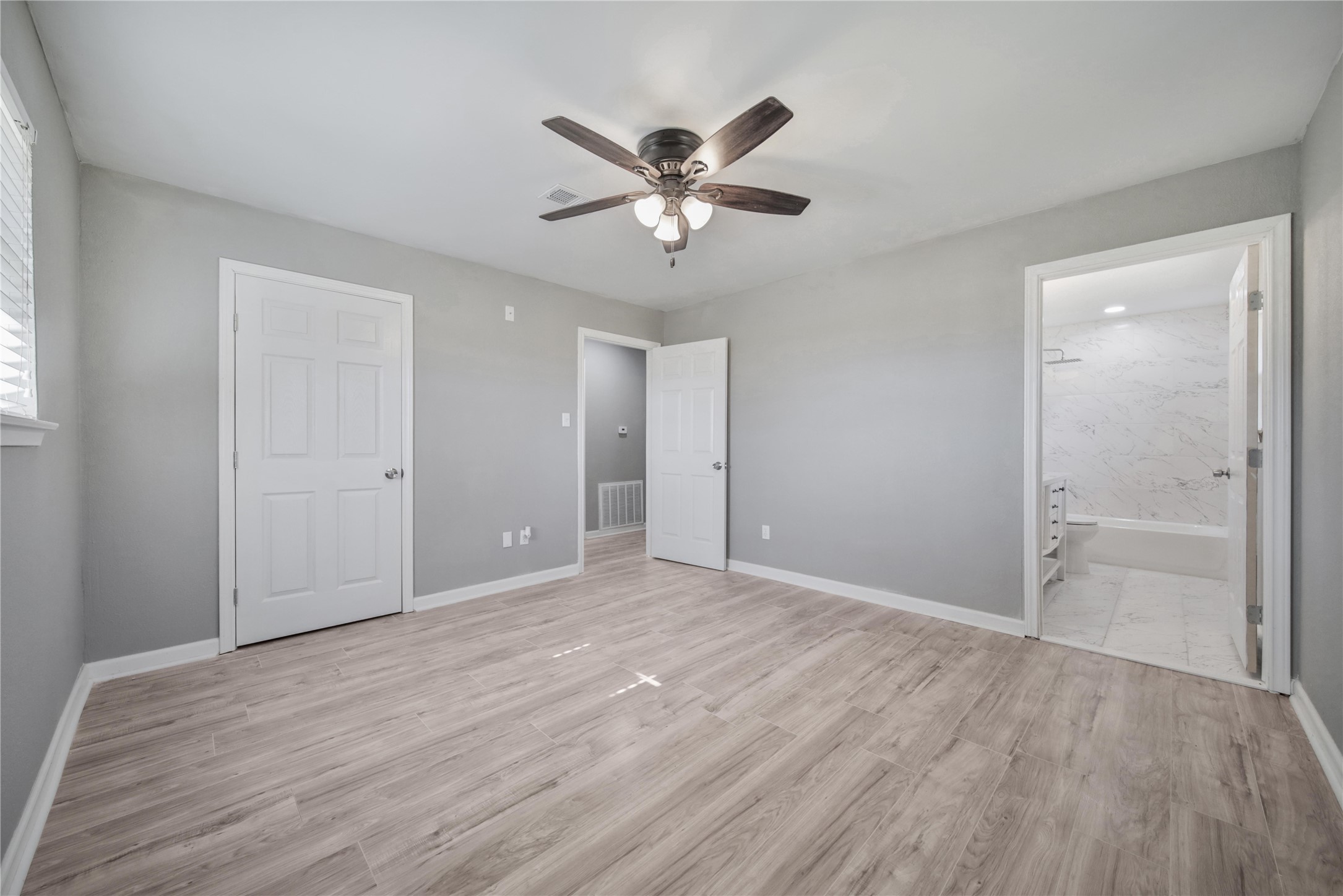 4614 Edgemore St Street, Santa Fe, TX 77517
