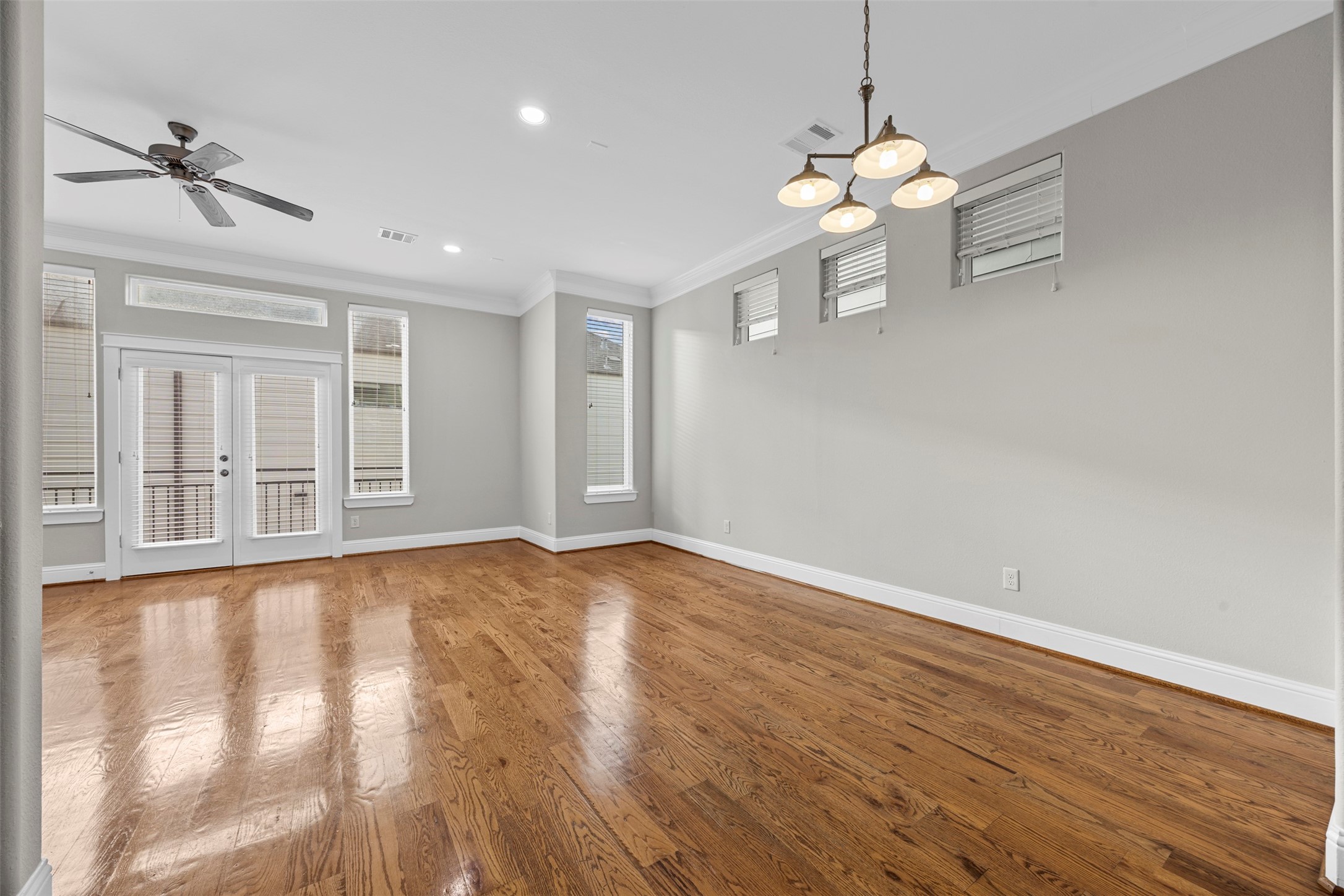 626 E 28th Street, Houston, TX 77008