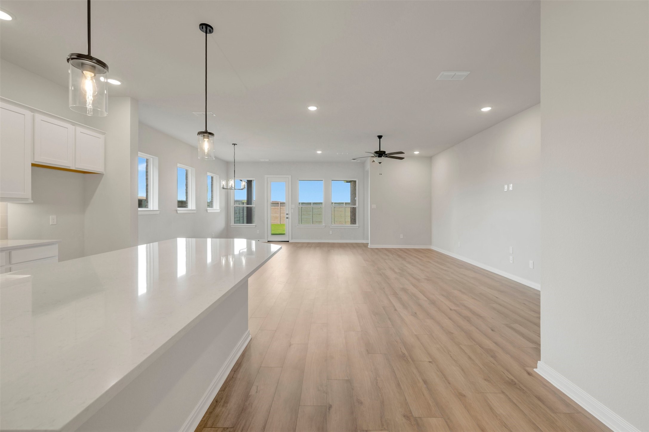 7022 Salt Dome Drive, League City, TX 77546