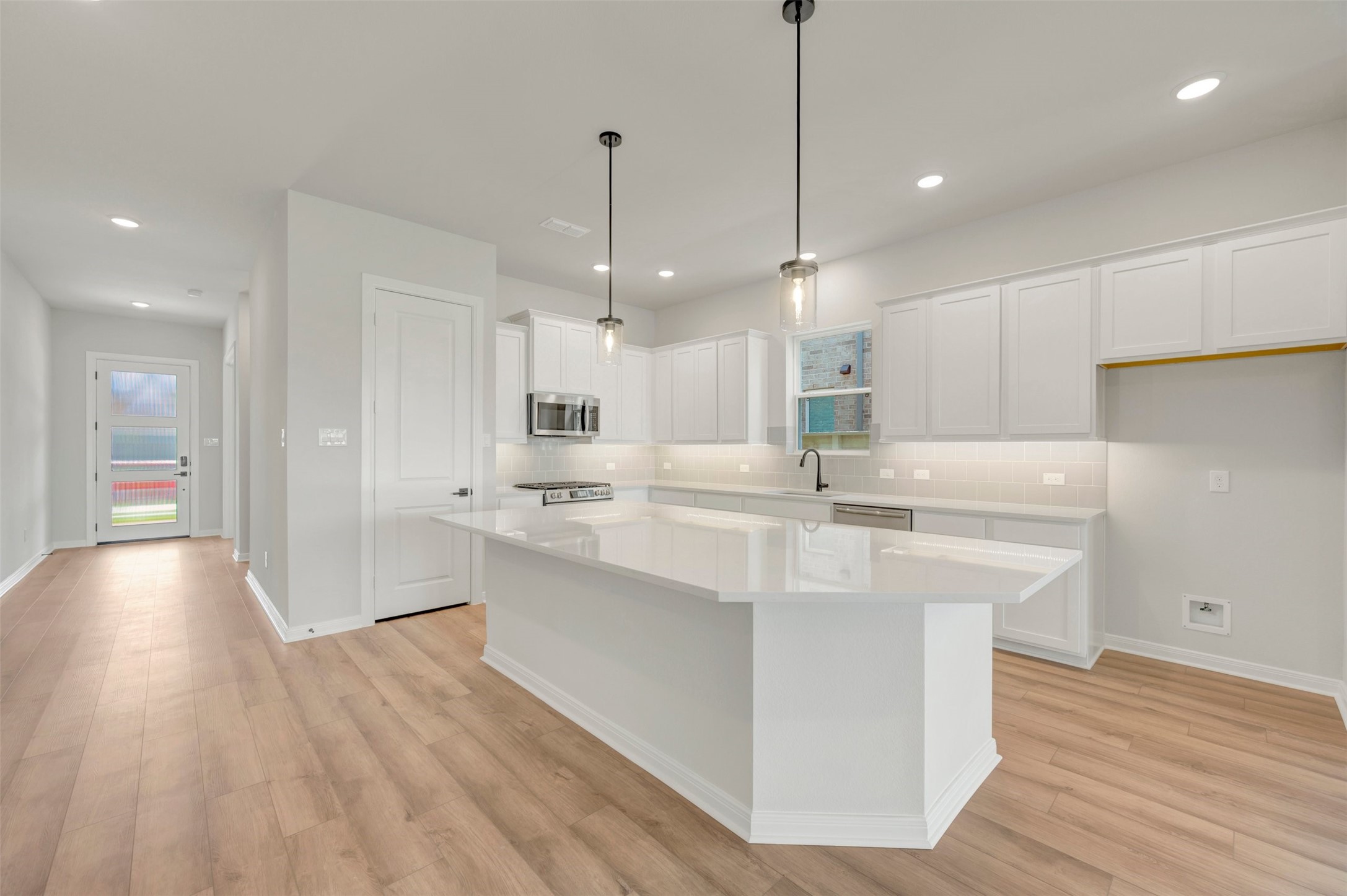 7022 Salt Dome Drive, League City, TX 77546