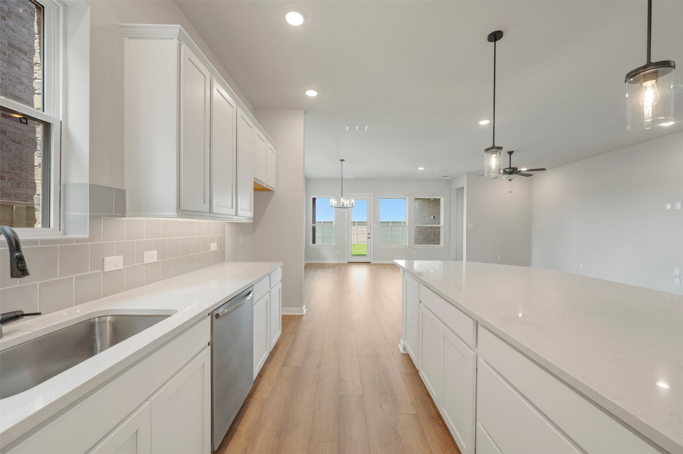7022 Salt Dome Drive, League City, TX 77546