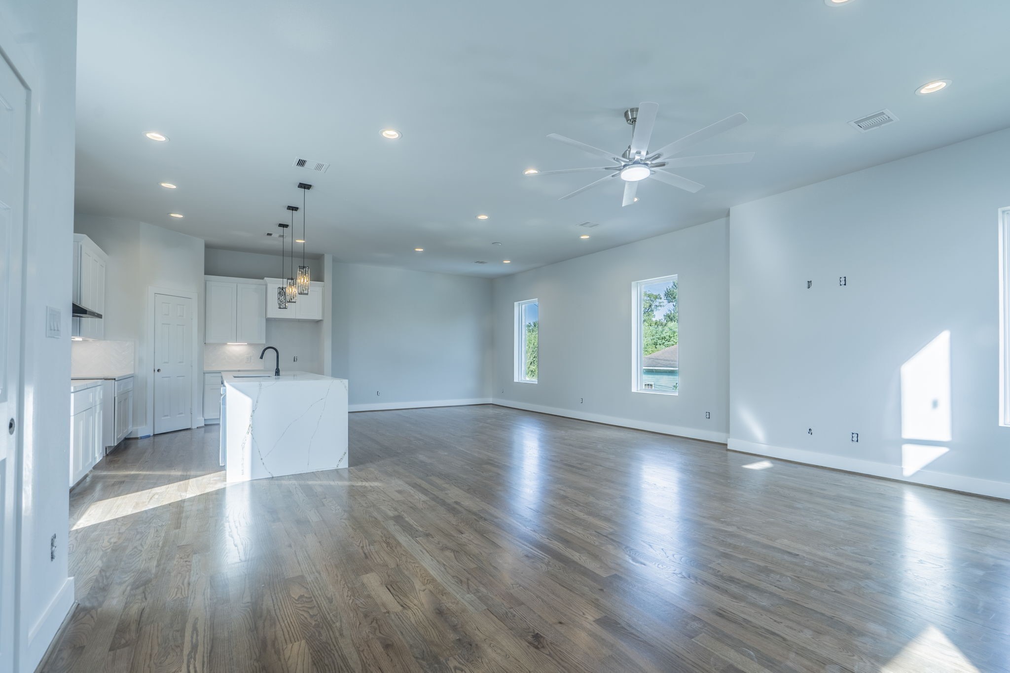 2205 Mary Street, Houston, TX 77026
