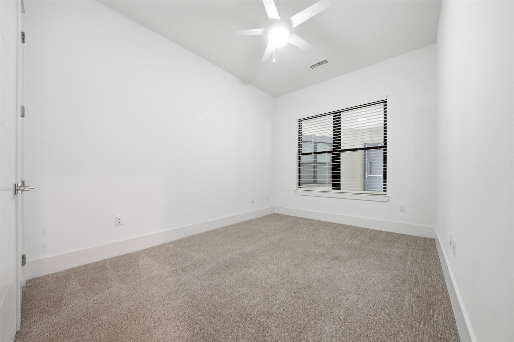 199 Waterpoint Court, #106, Conroe, TX 77356