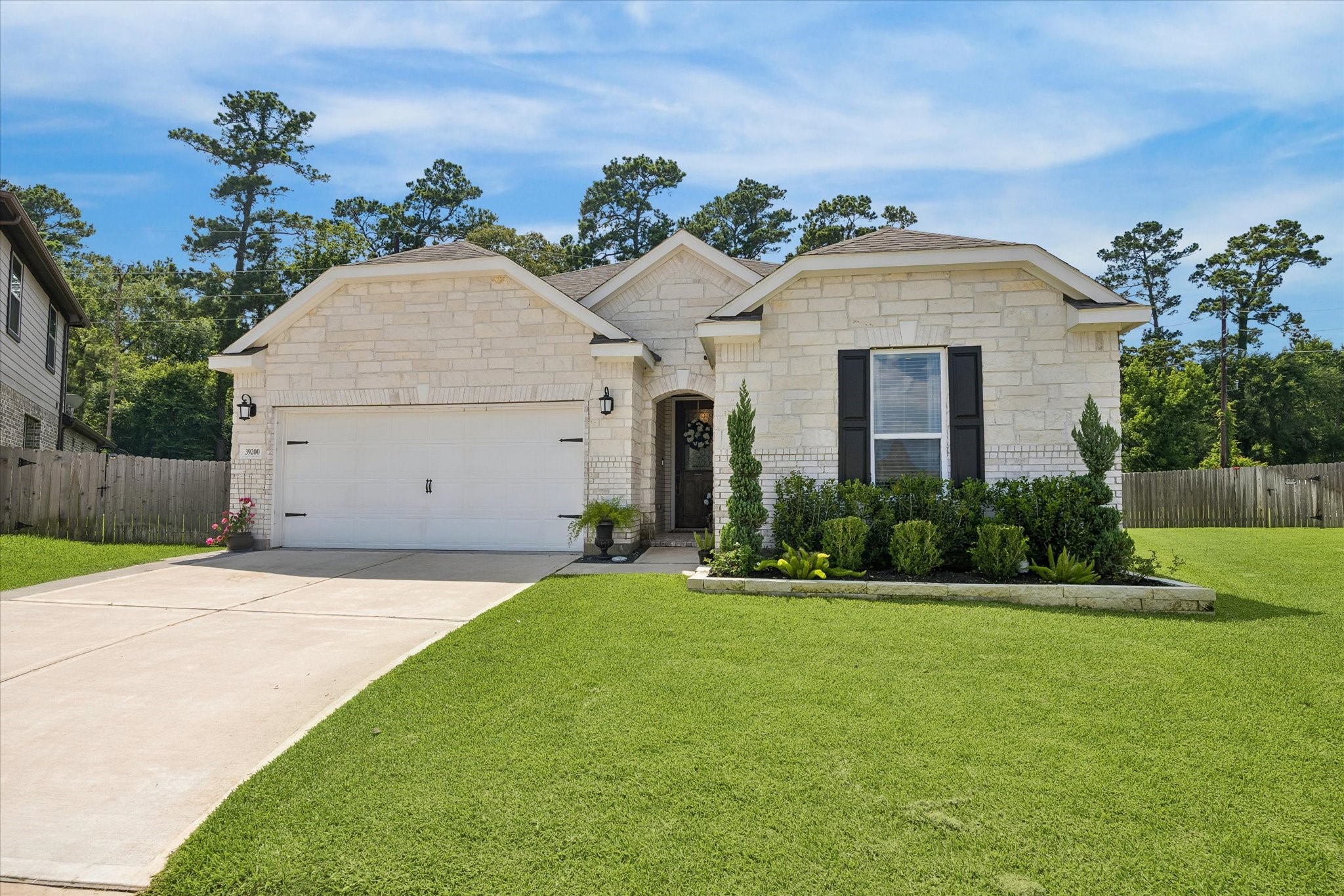 39200 Canyonville Court, Magnolia, TX 77354