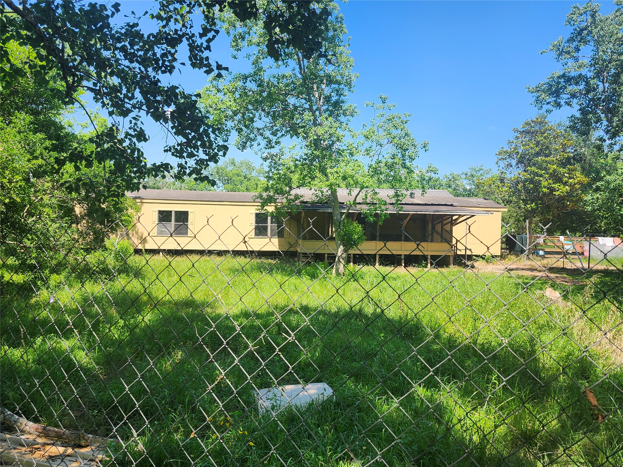 28828 Fm 1462 Road, Damon, TX 77430