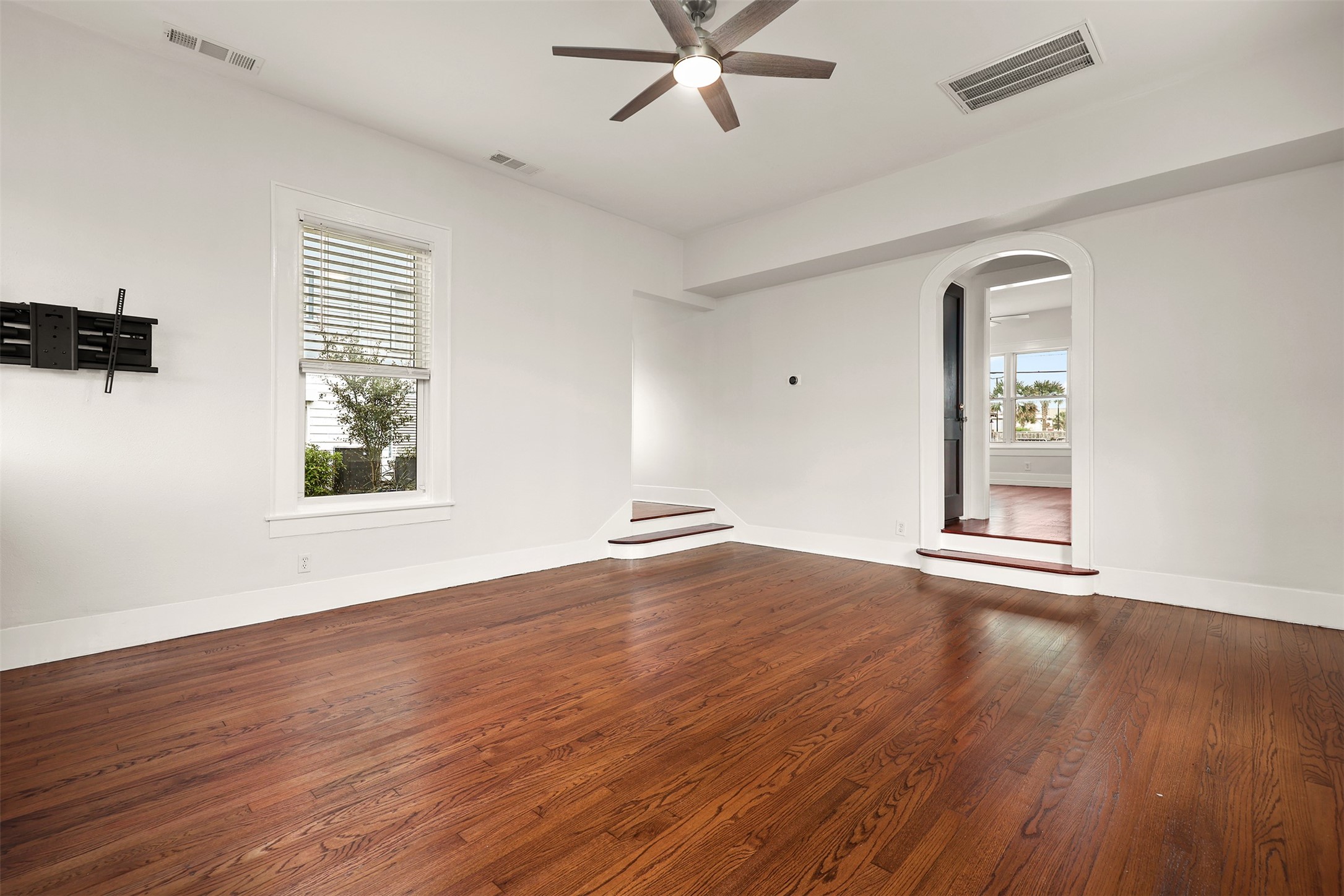 4323 Sherman Boulevard, Galveston, TX 77550