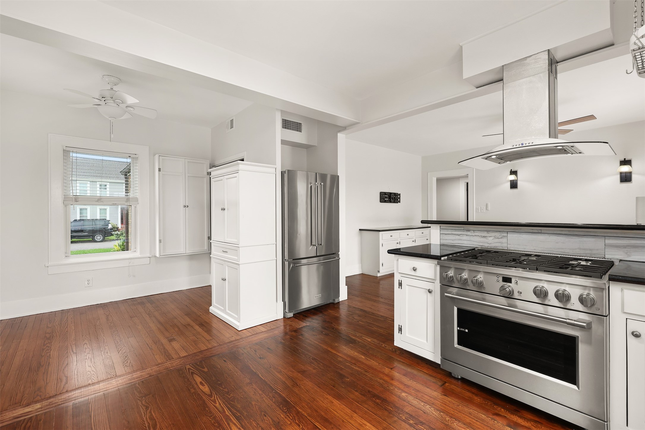 4323 Sherman Boulevard, Galveston, TX 77550