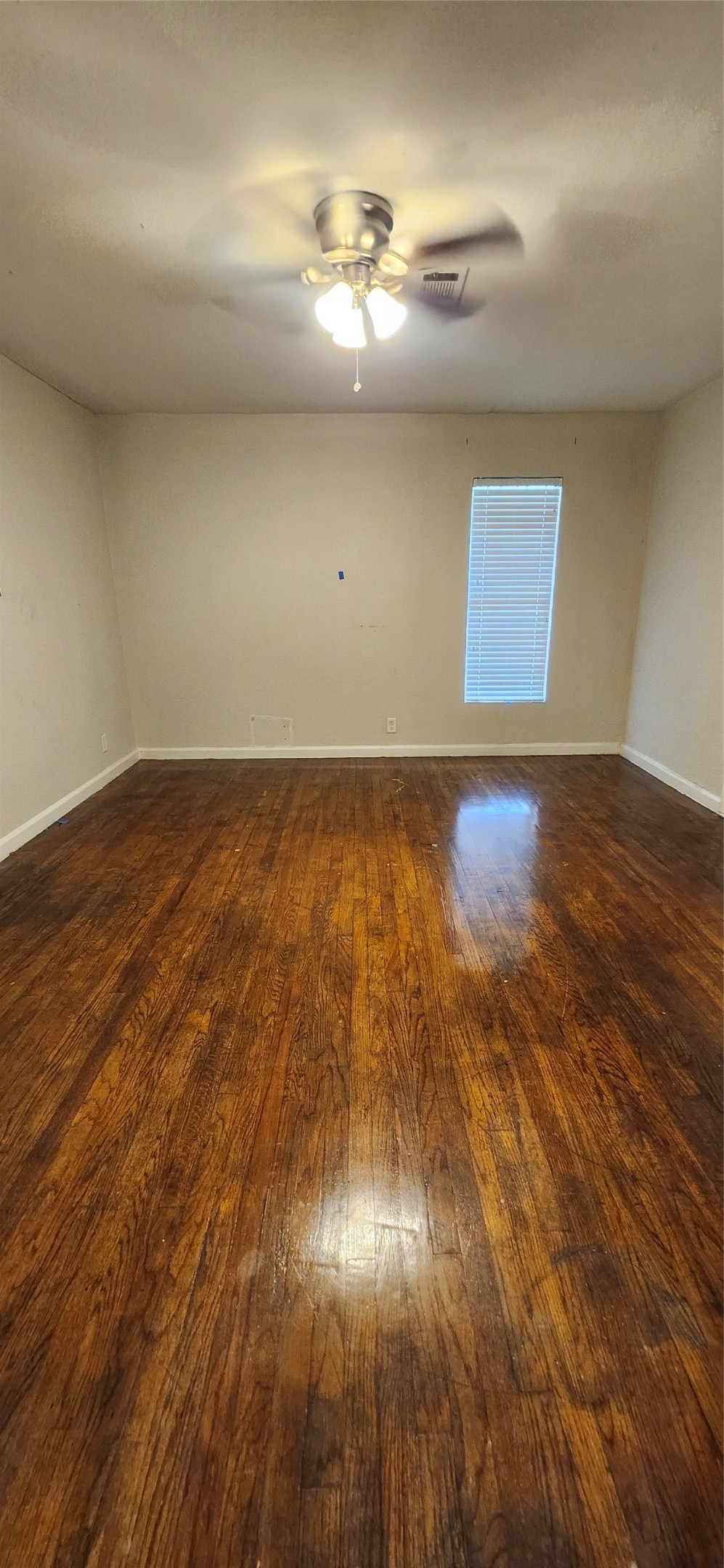 5655 Meadow Creek Lane, Houston, TX 77017