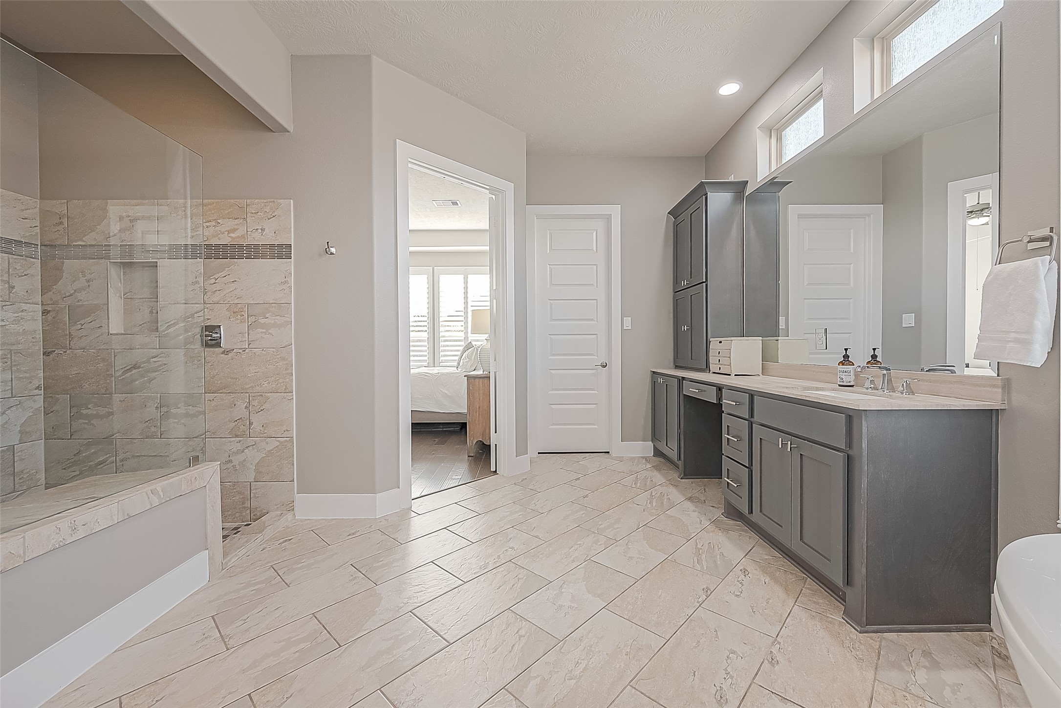 Another view of primary bath room.