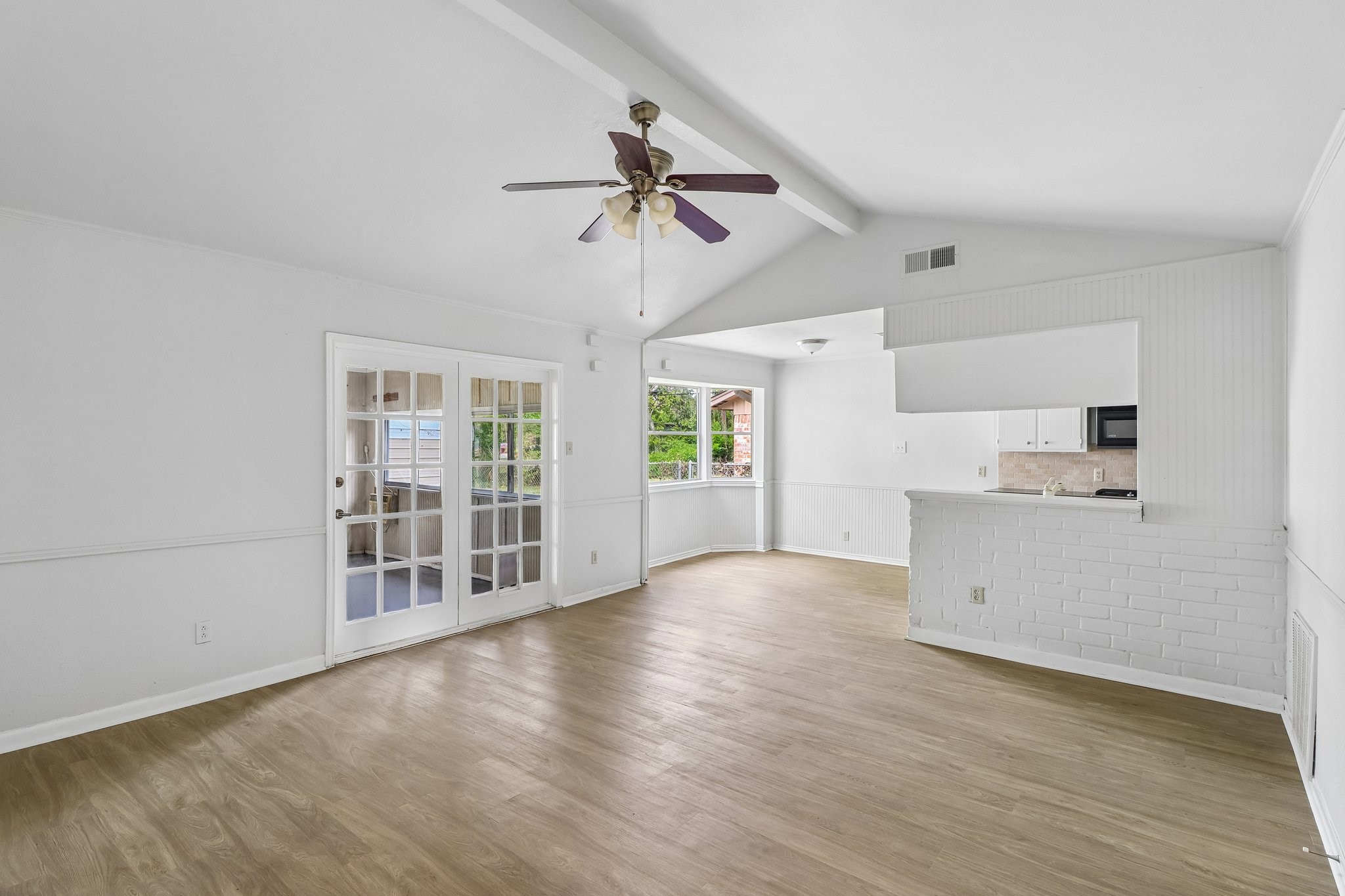 727 Hollyhock Street, Richwood, TX 77531