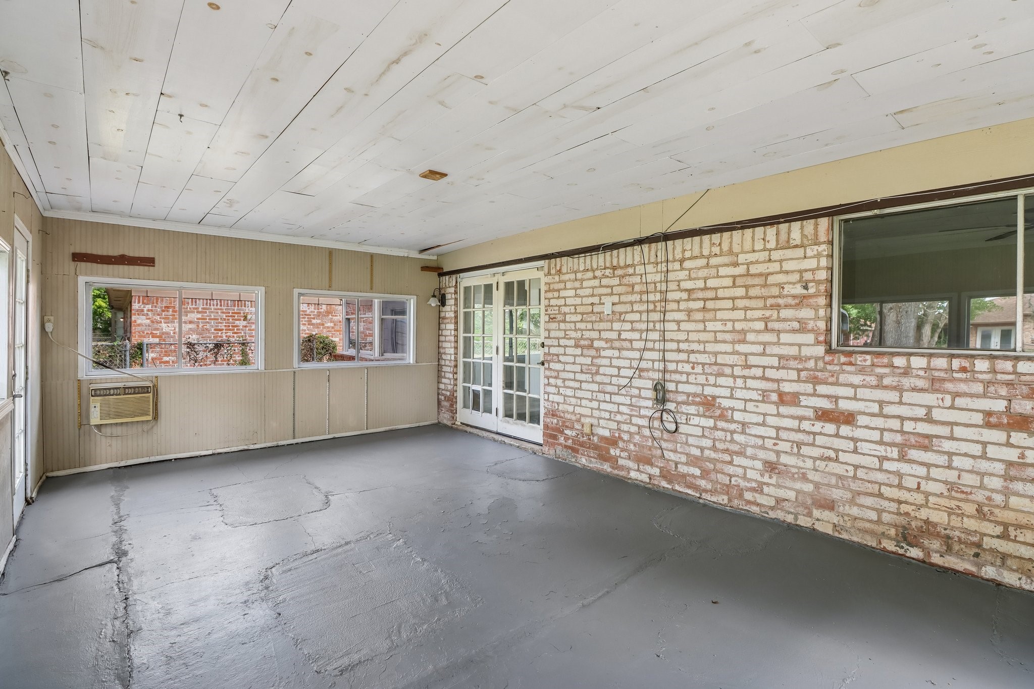 727 Hollyhock Street, Richwood, TX 77531