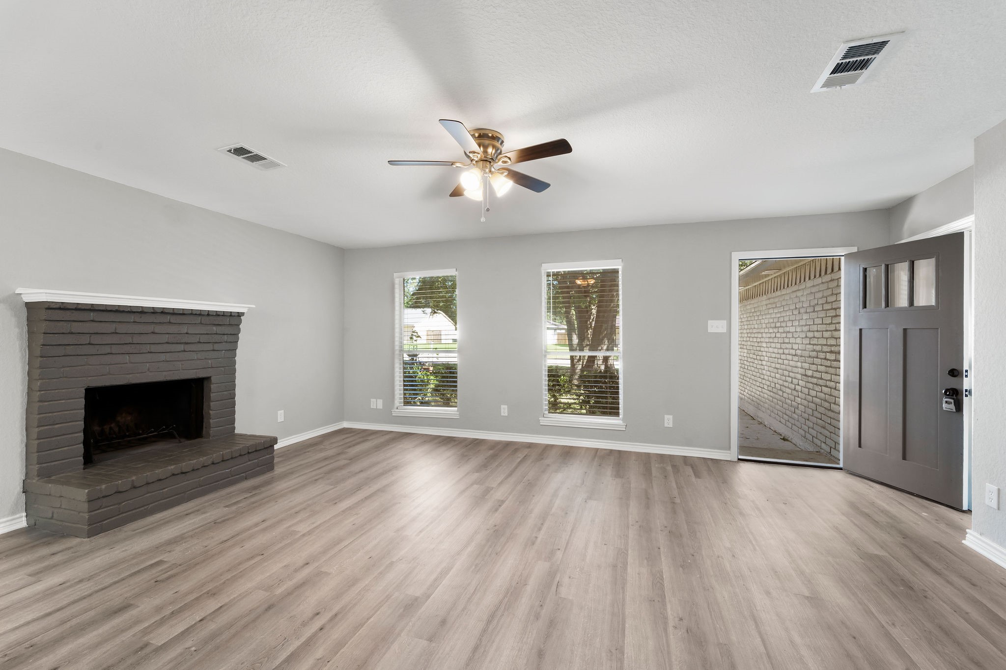 23227 Wintergate Drive, Spring, TX 77373