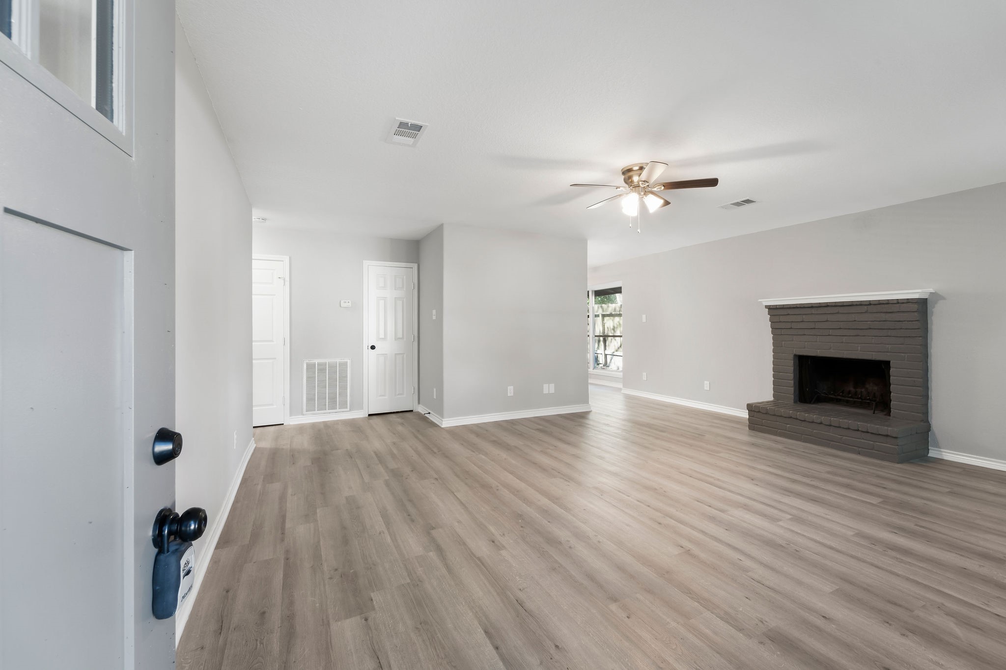 23227 Wintergate Drive, Spring, TX 77373