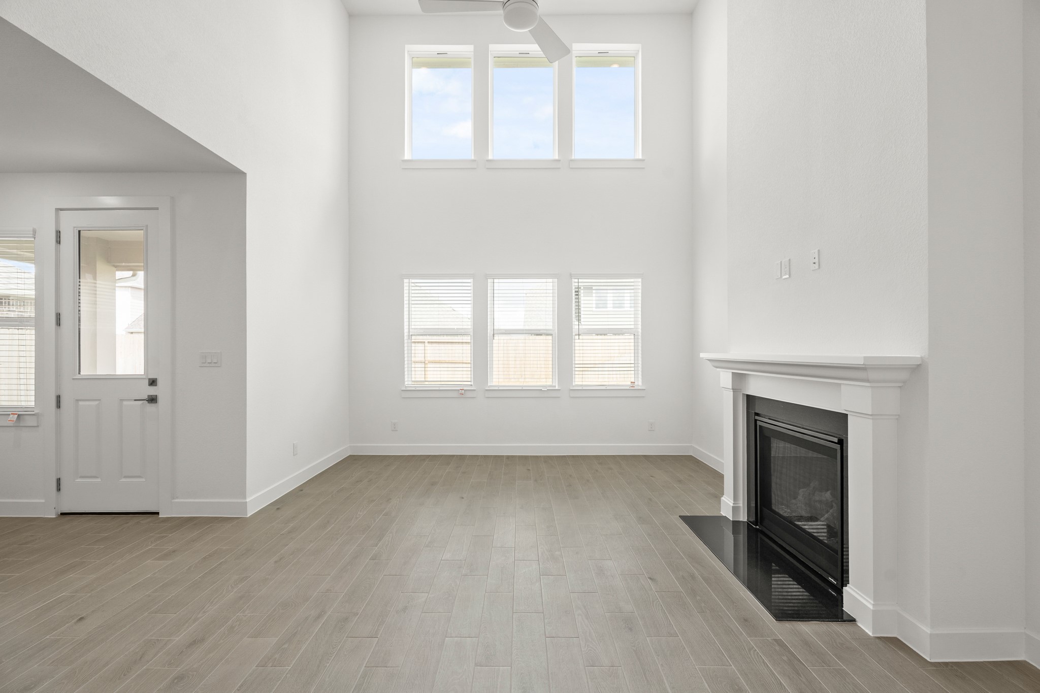 Impressive great room with high ceilings (*Photo not of actual home and used for illustration purposes only.)