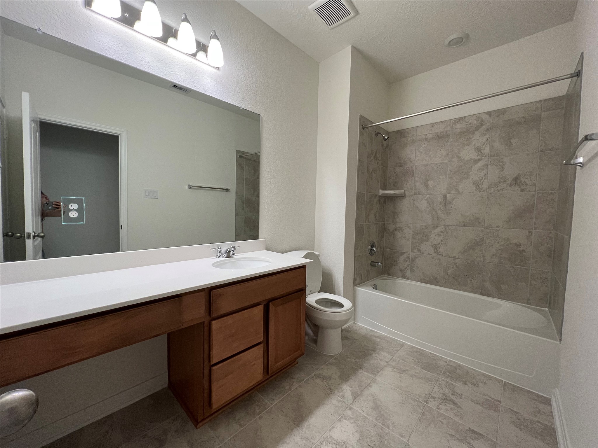 2106 Damasi Ln, Missouri City, TX 77459 2106 Damasi Ln, Missouri City, TX 77459