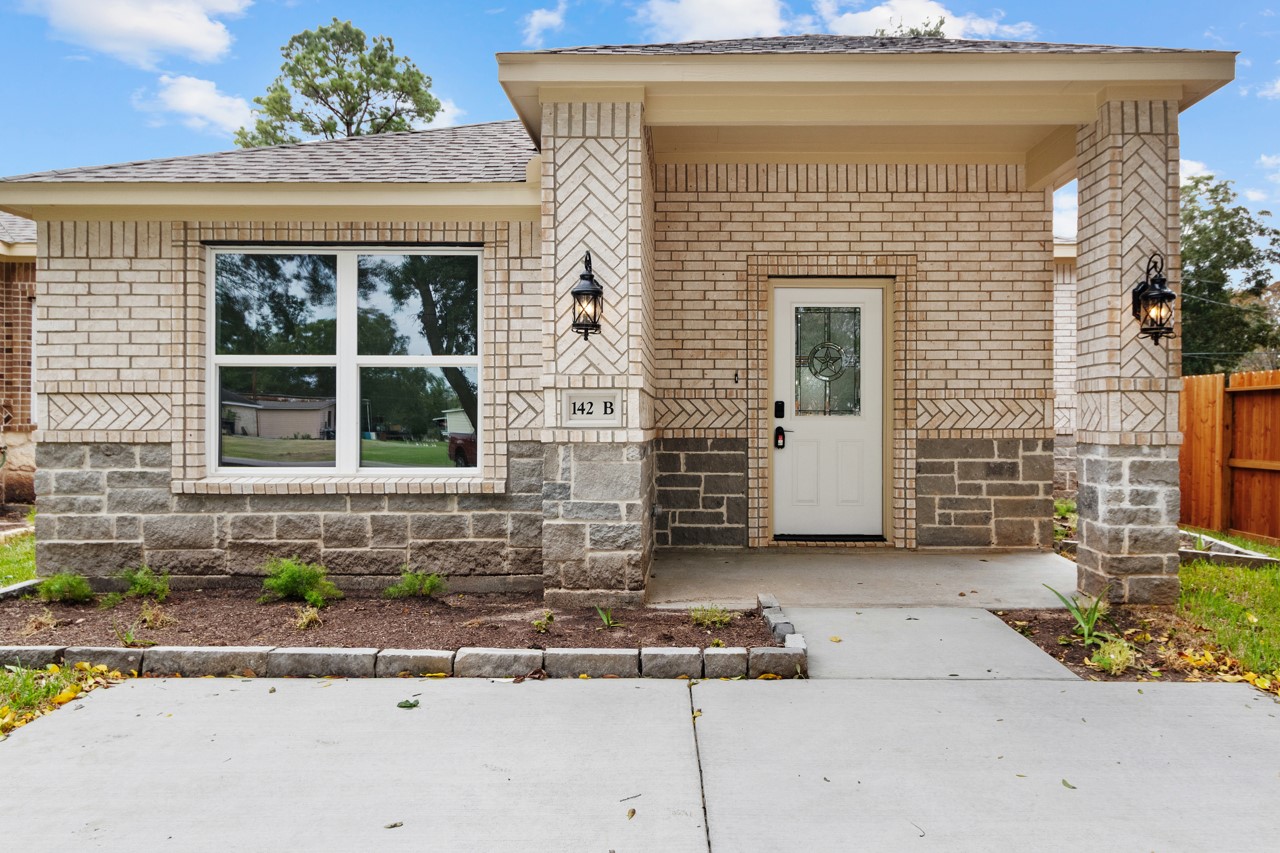 142B College Street, Fresno, TX 77545 142B College Street, Fresno, TX 77545