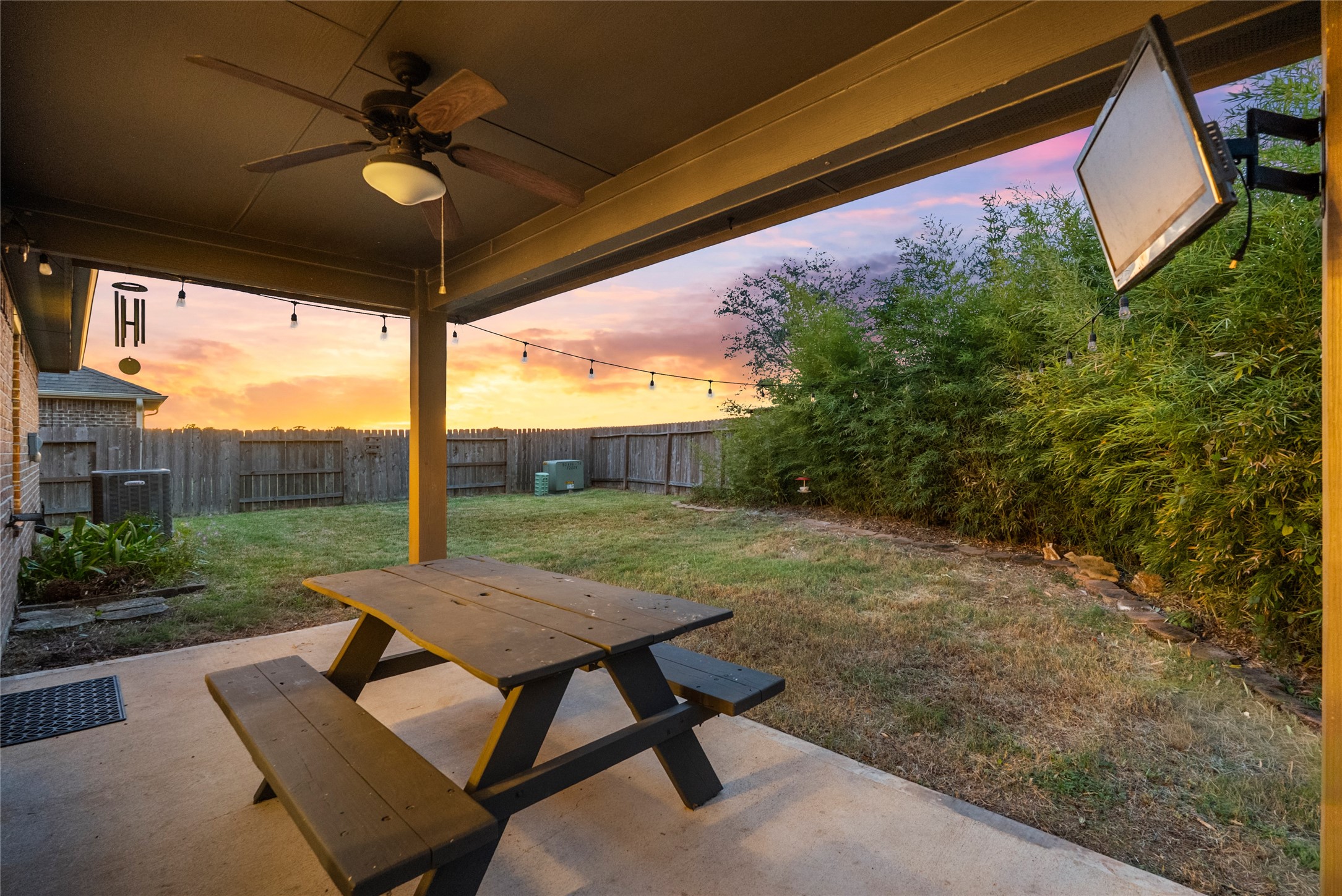 3056 Arbor Ranch Court, League City, TX 77539