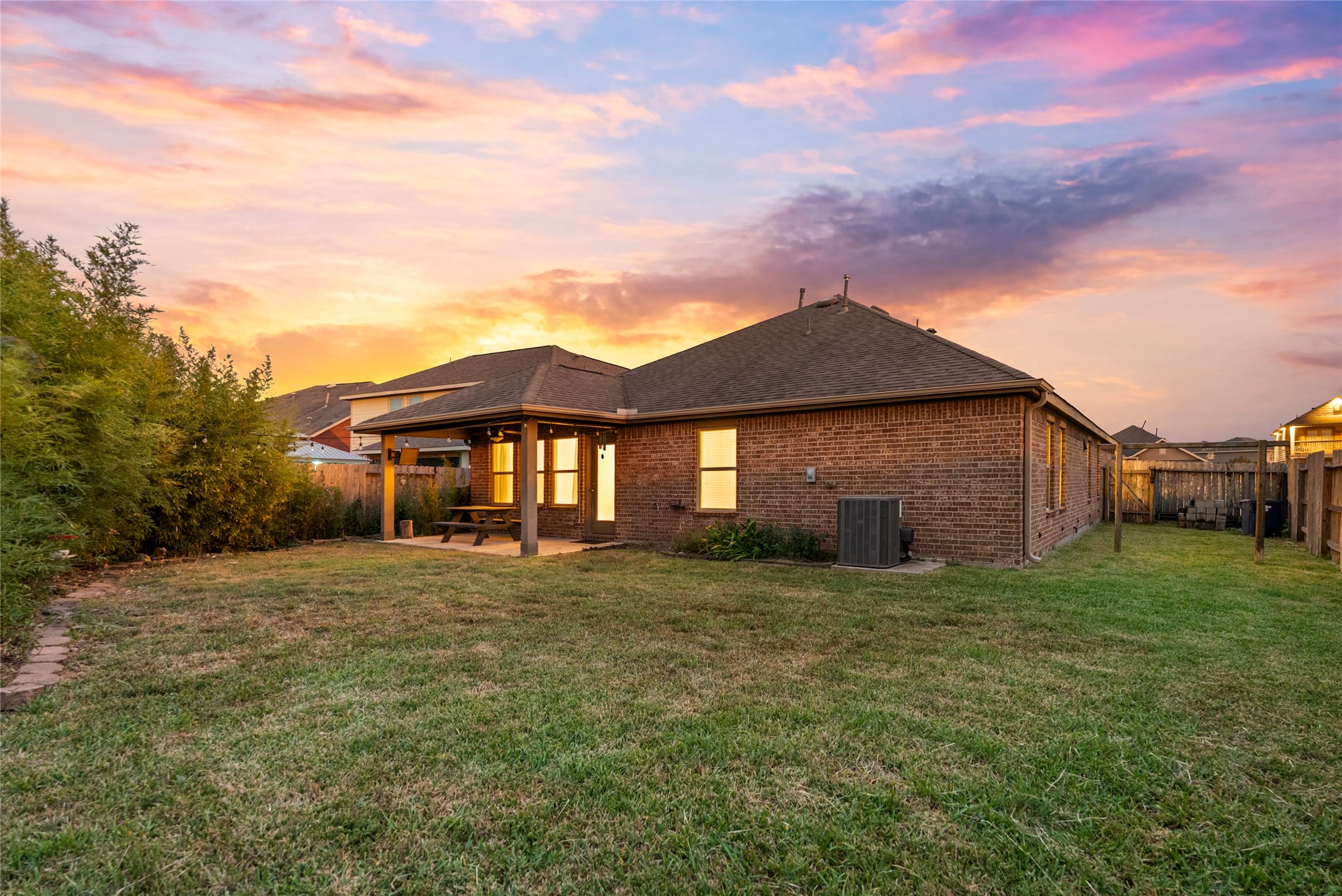 3056 Arbor Ranch Court, League City, TX 77539