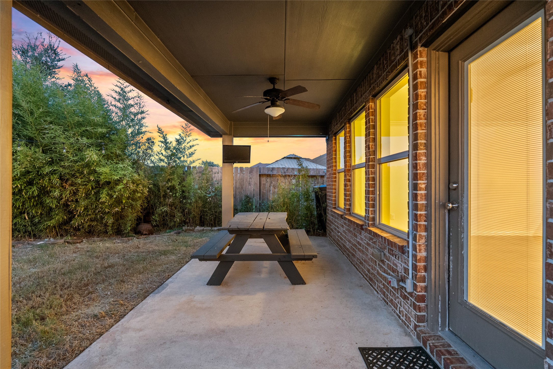 3056 Arbor Ranch Court, League City, TX 77539