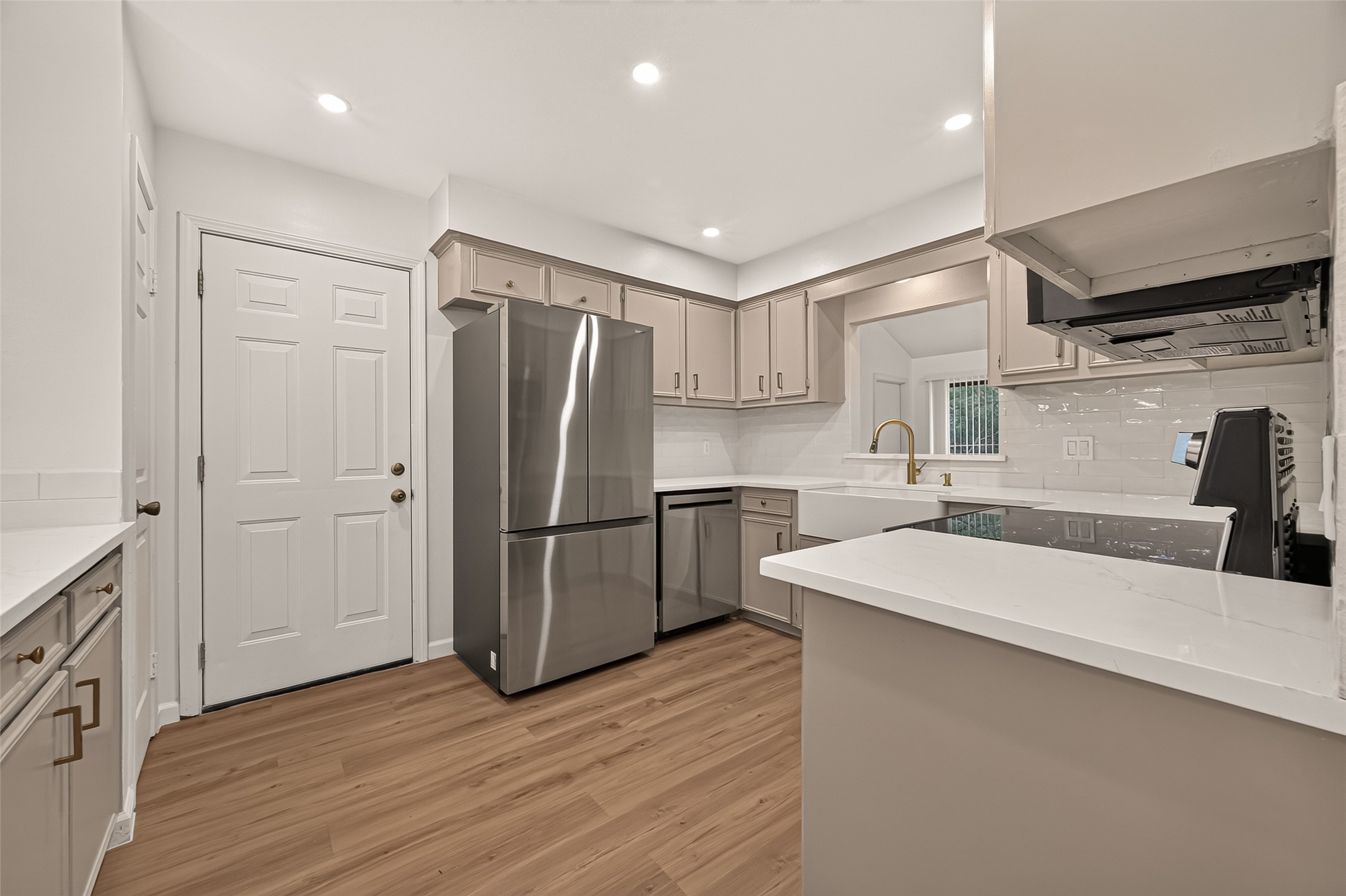 34 Green Bough Court, The Woodlands, TX 77380